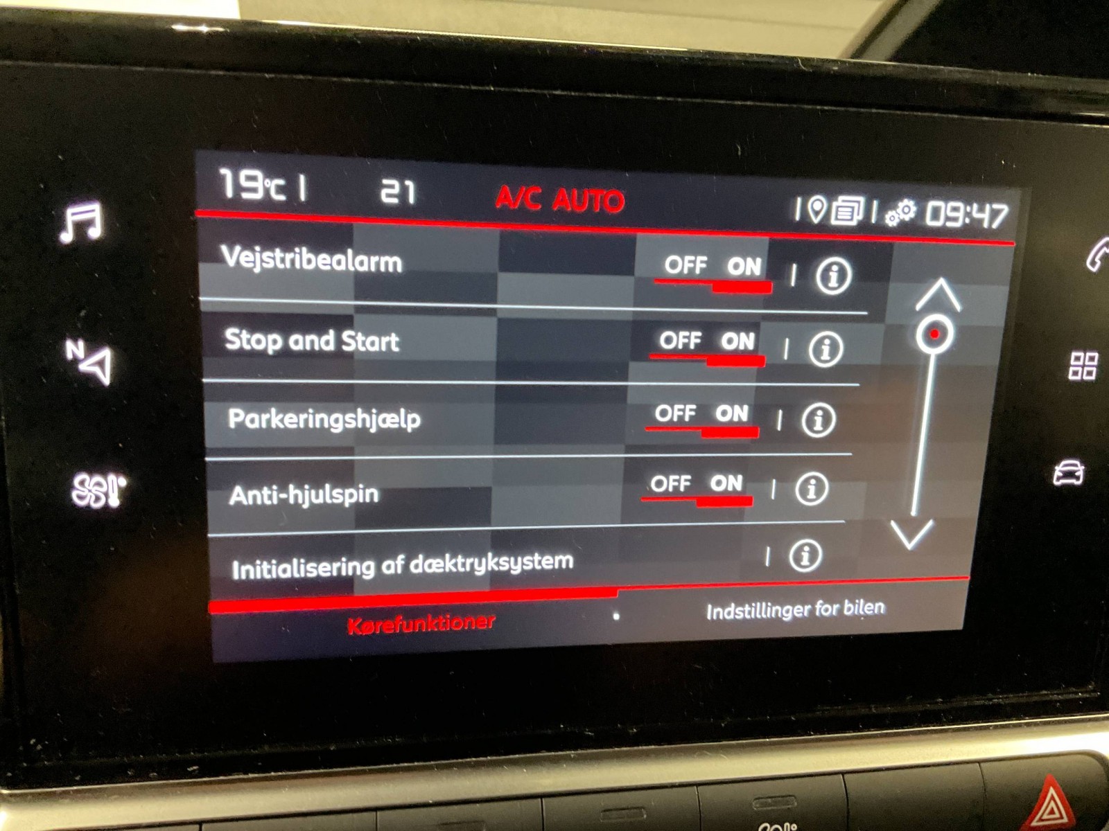 CITROEN - C4 CACTUS - #187223 - 10