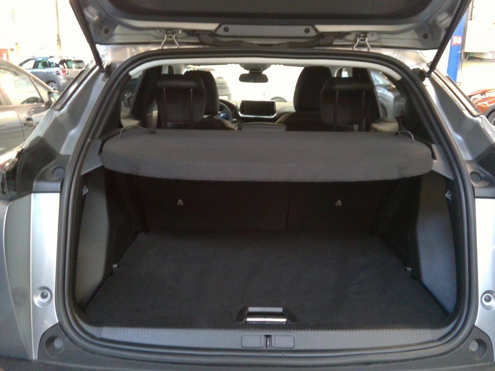 PEUGEOT - 2008 - #187453 - 8