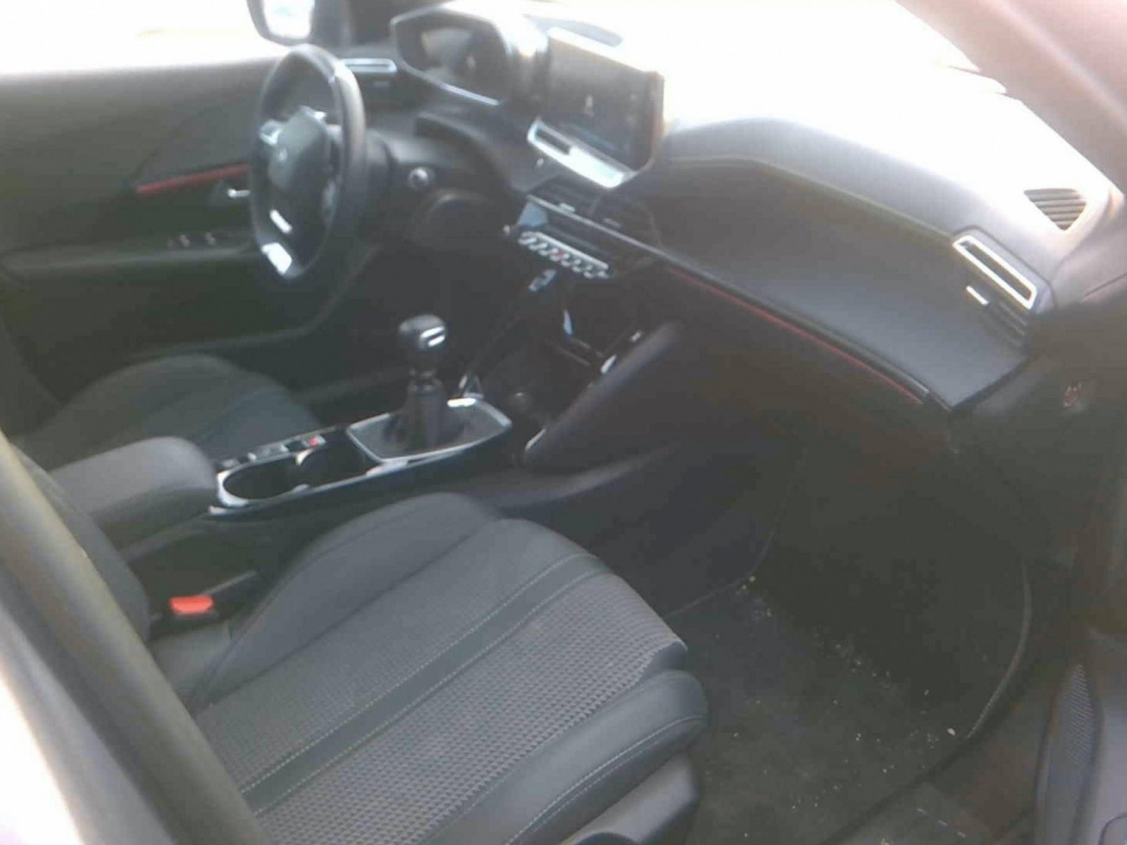 PEUGEOT - 2008 - #187439 - 11