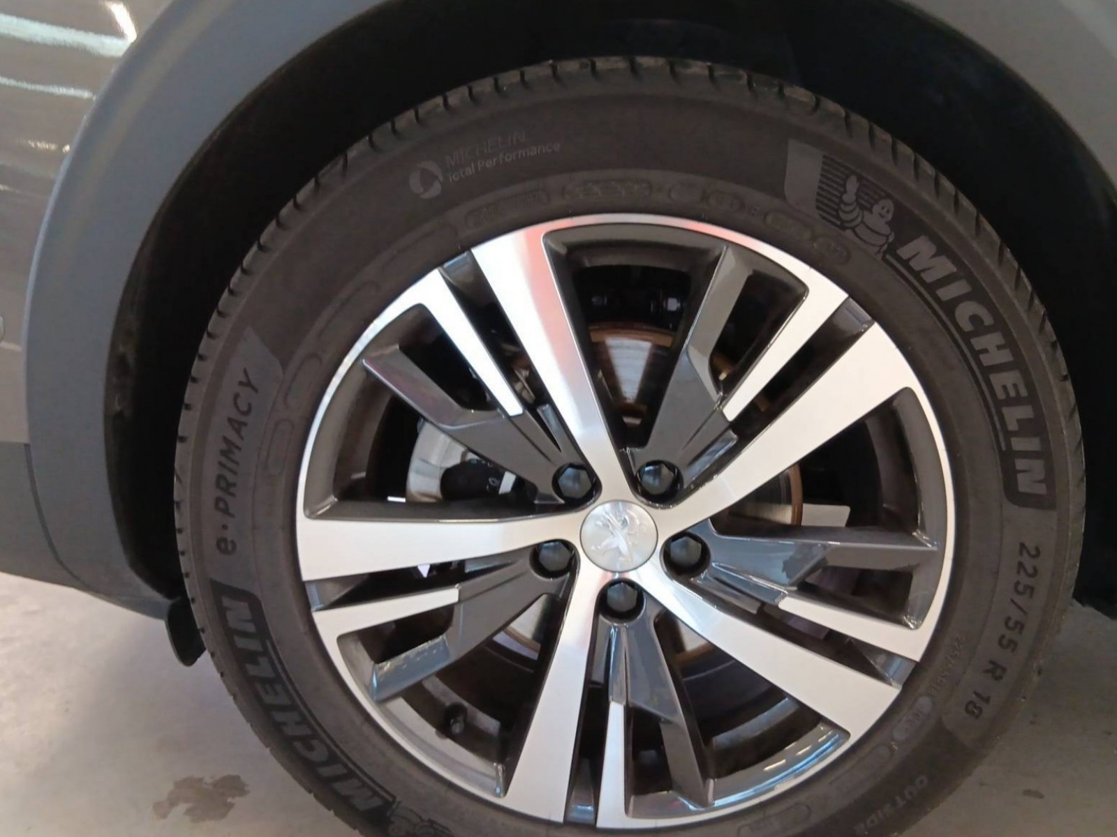 PEUGEOT - 5008 - #182476 - 6