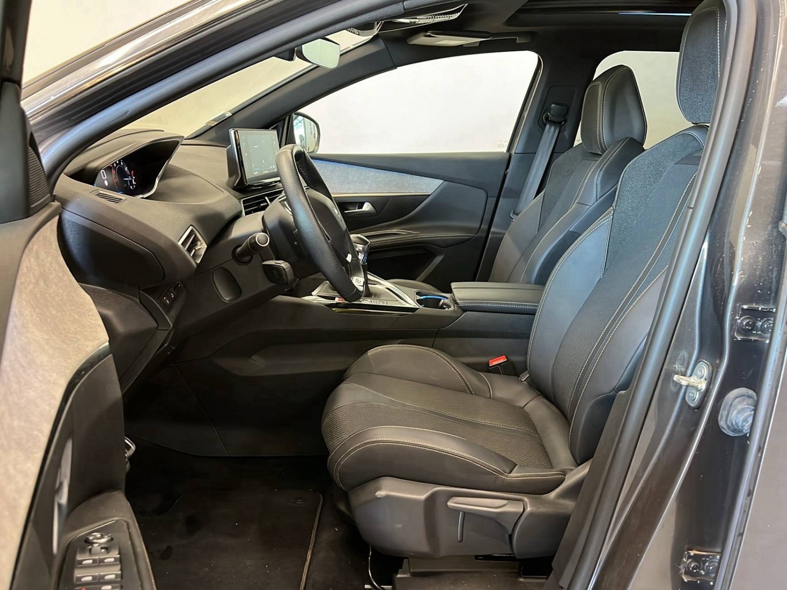 PEUGEOT - 5008 - #201292 - 7