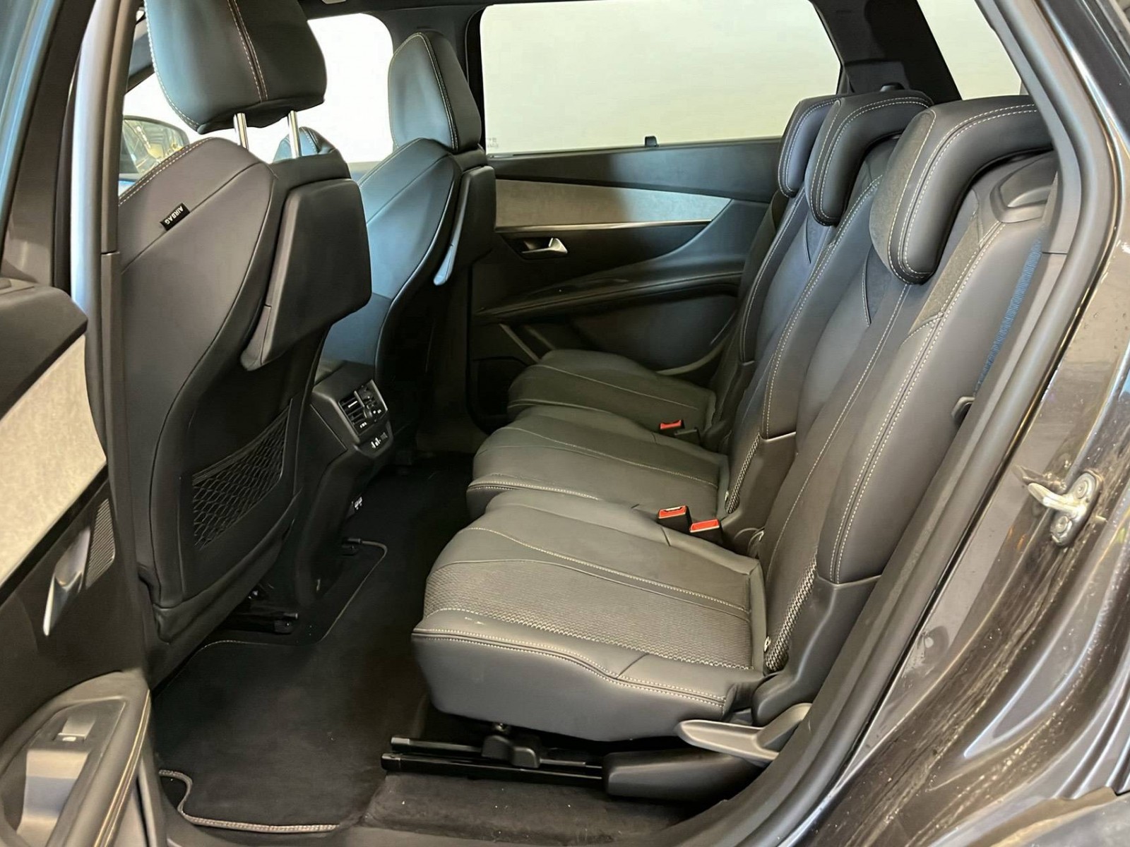 PEUGEOT - 5008 - #201292 - 8