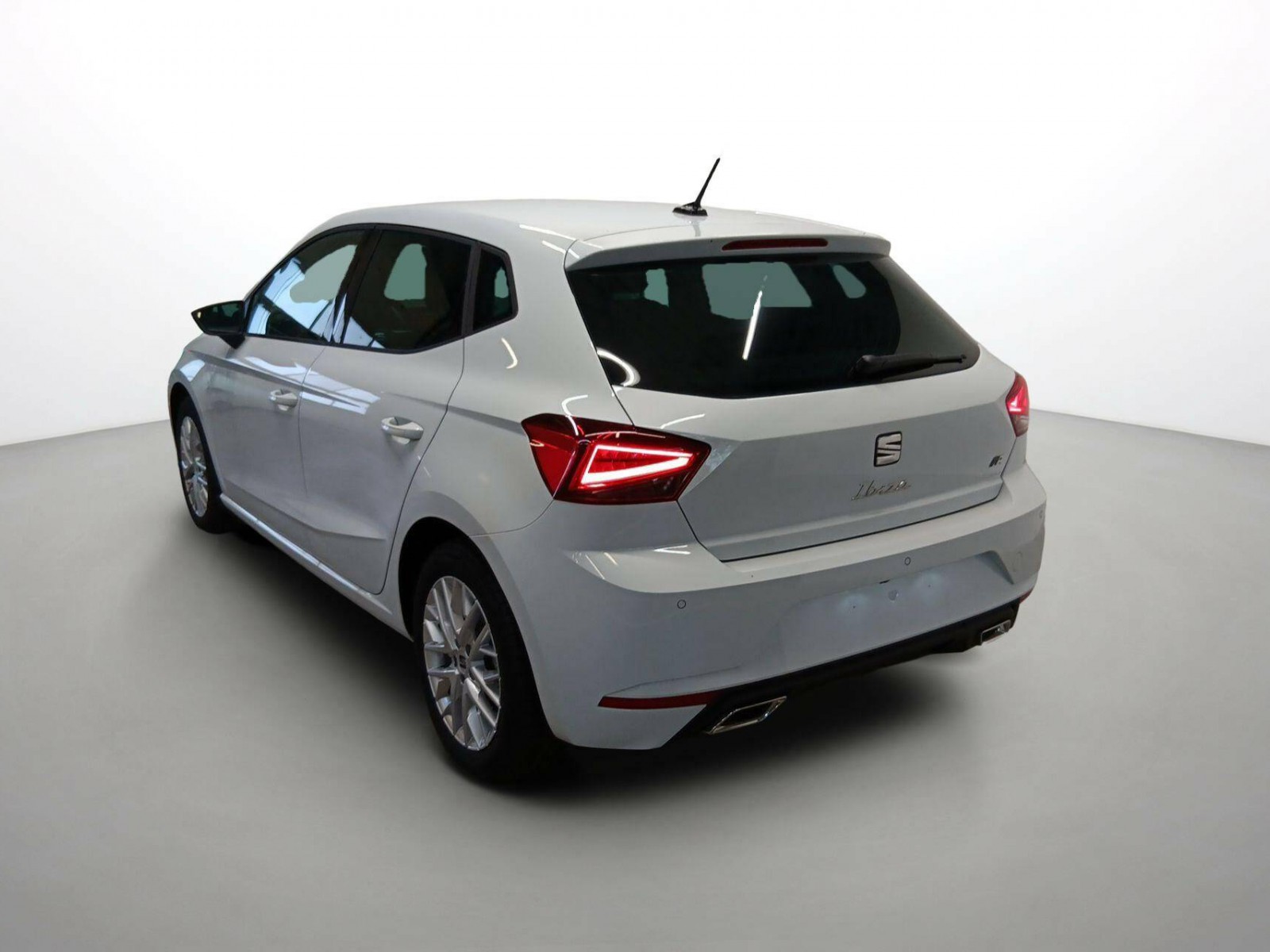 SEAT - IBIZA - #274073 - 2