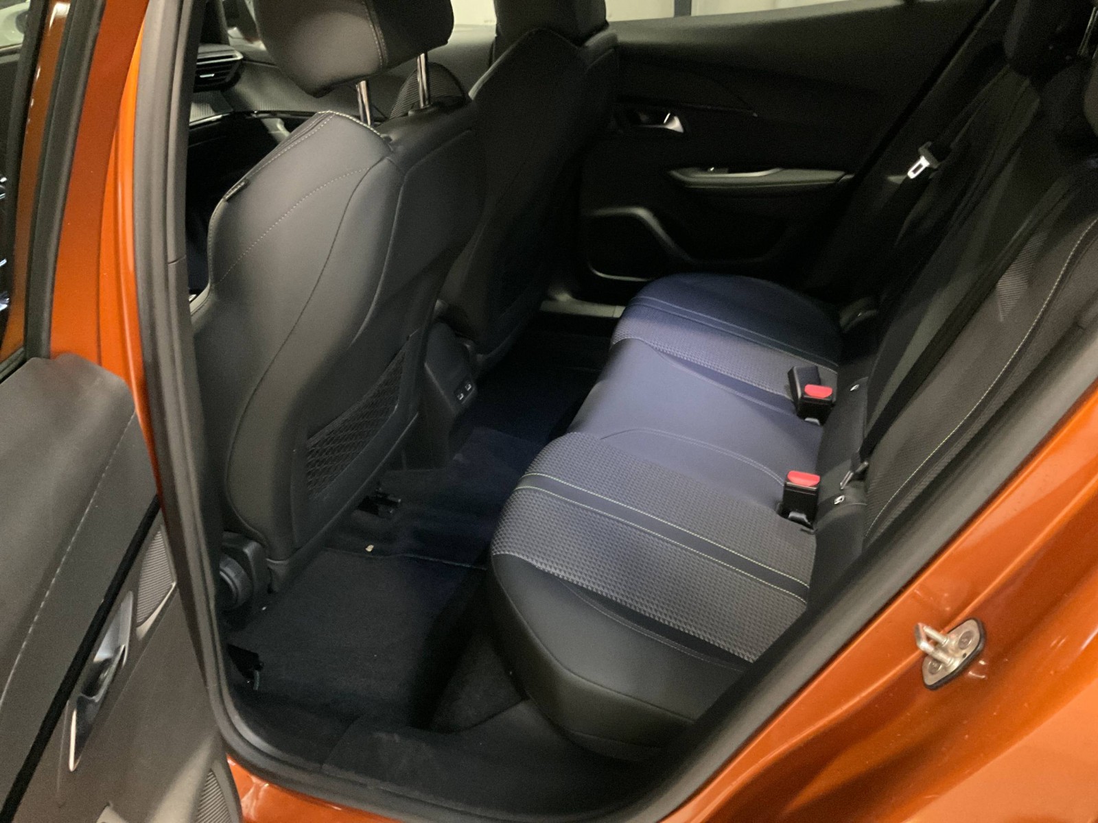 PEUGEOT - 2008 - #187585 - 8