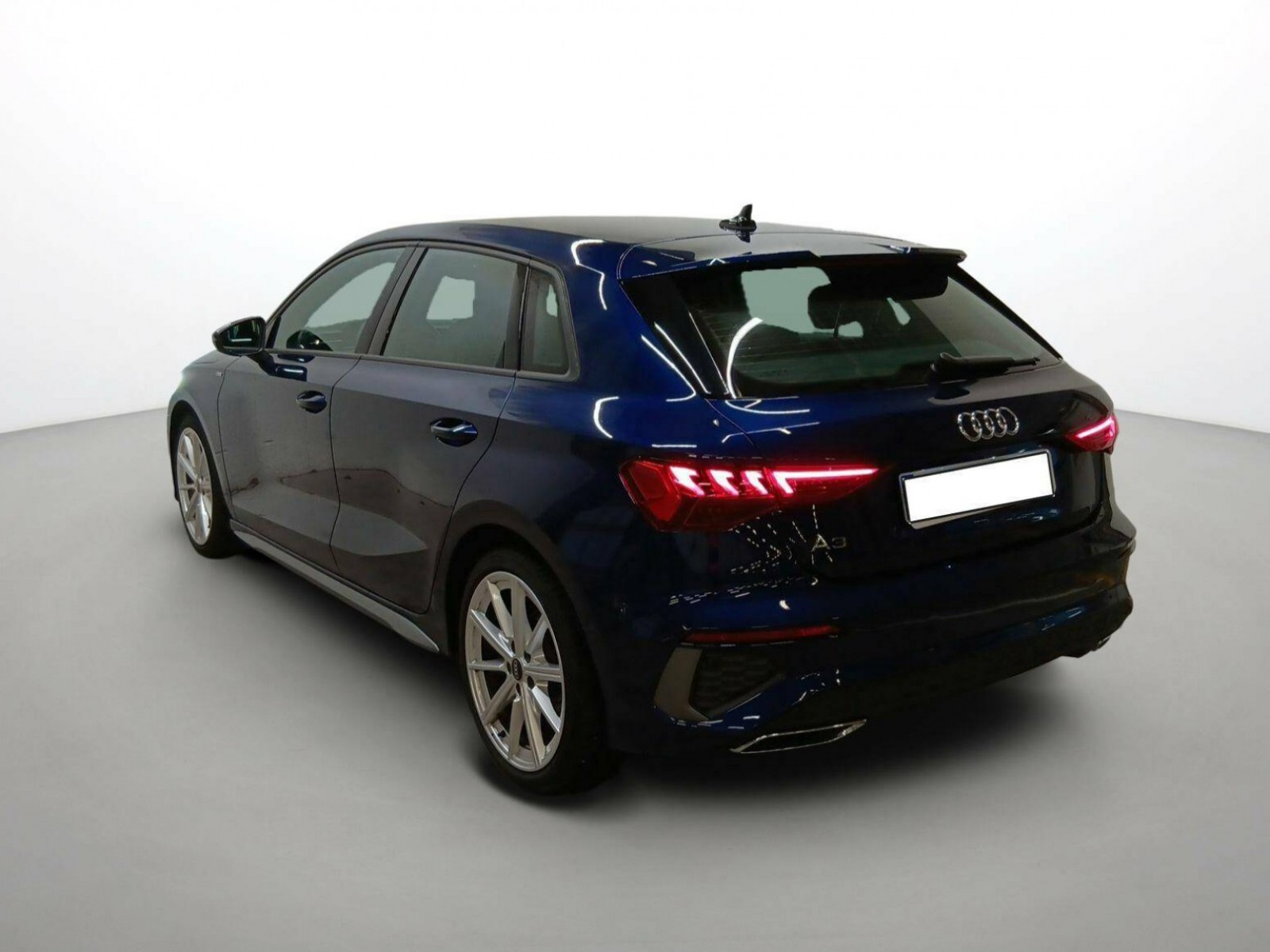 AUDI - A3 SPORTBACK - #186762 - 19