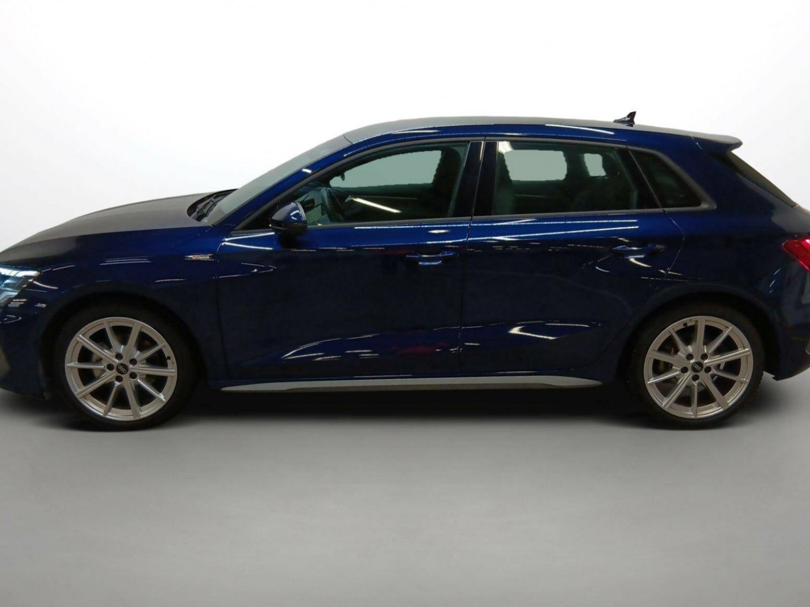 AUDI - A3 SPORTBACK - #186762 - 33