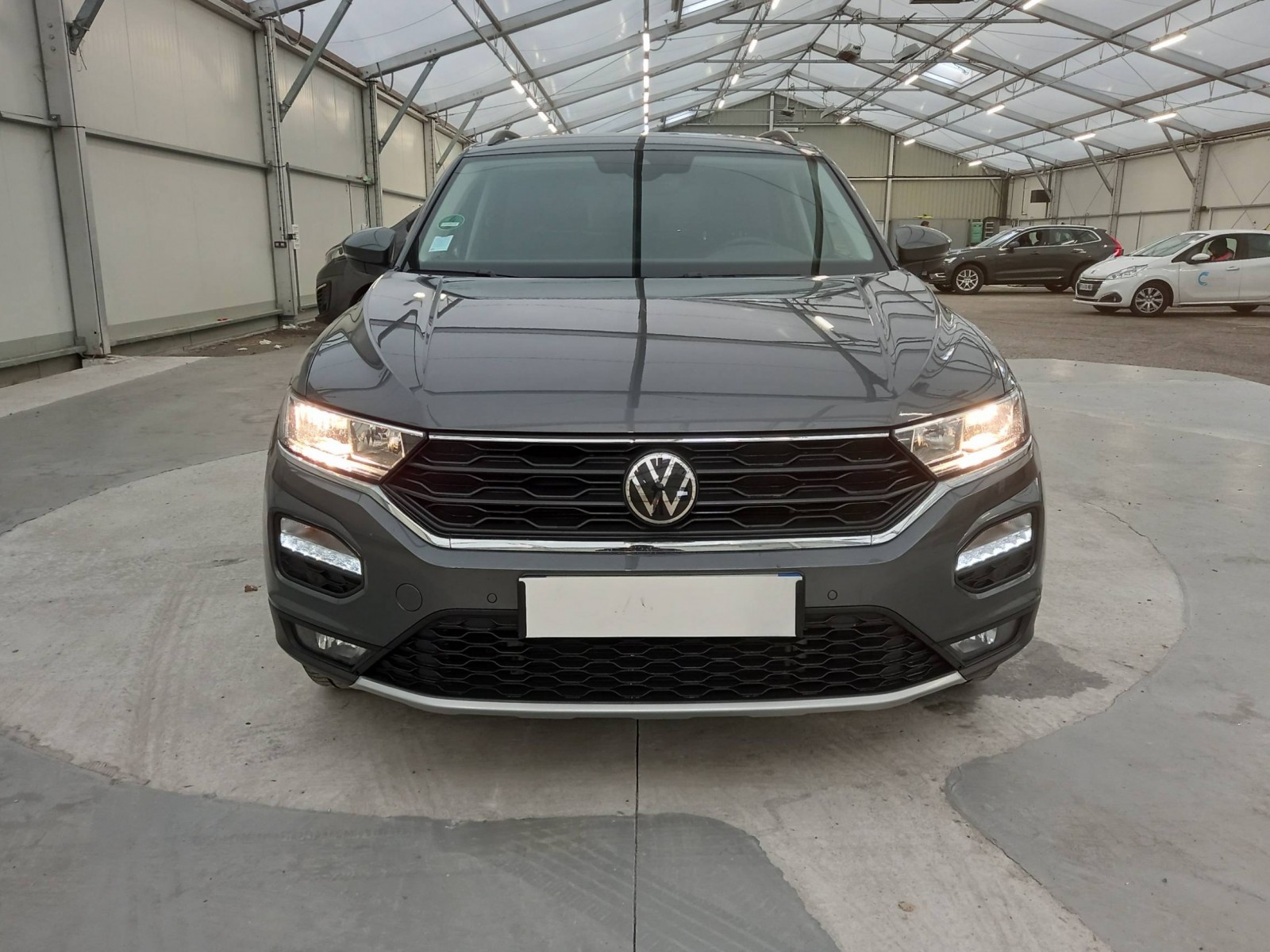 VOLKSWAGEN - T-ROC - #187603 - 18