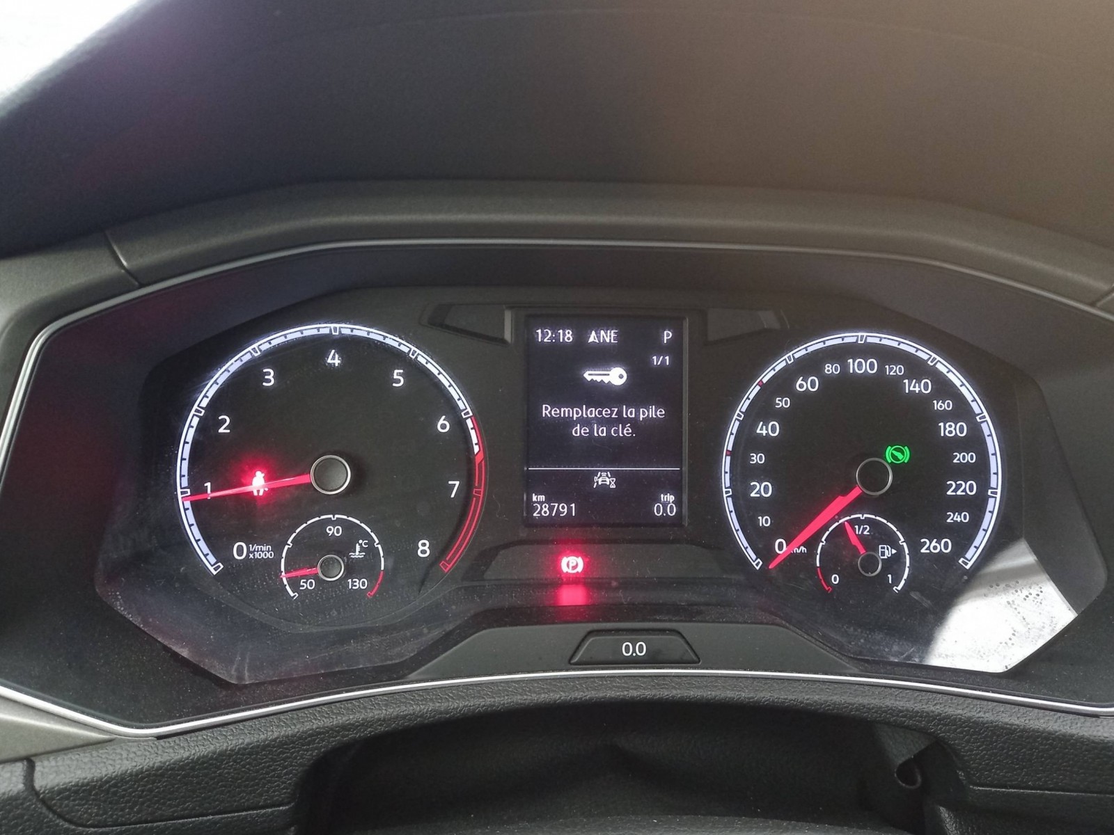 VOLKSWAGEN - T-ROC - #187603 - 26