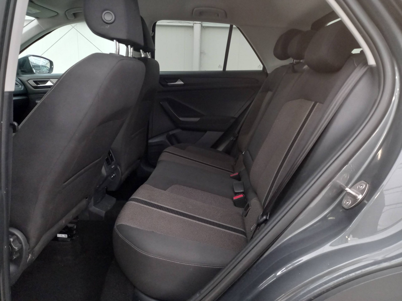 VOLKSWAGEN - T-ROC - #187603 - 8
