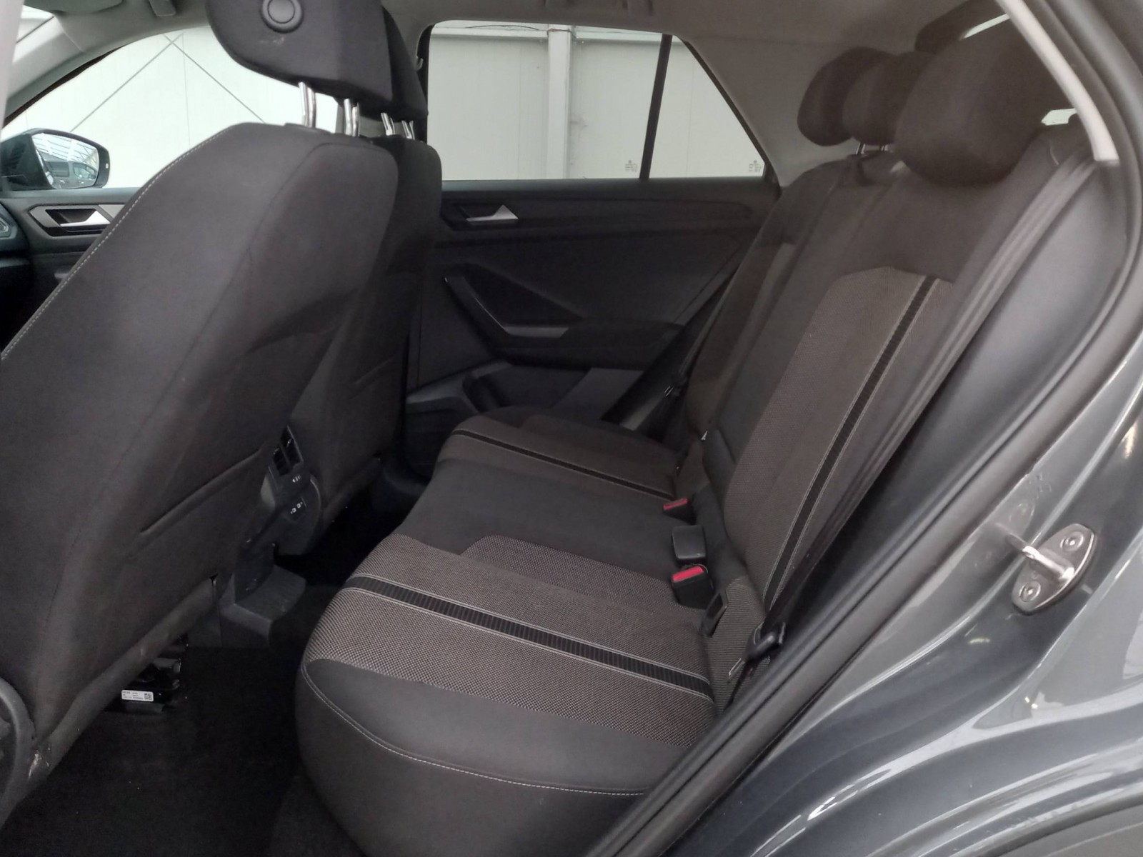 VOLKSWAGEN - T-ROC - #187603 - 22