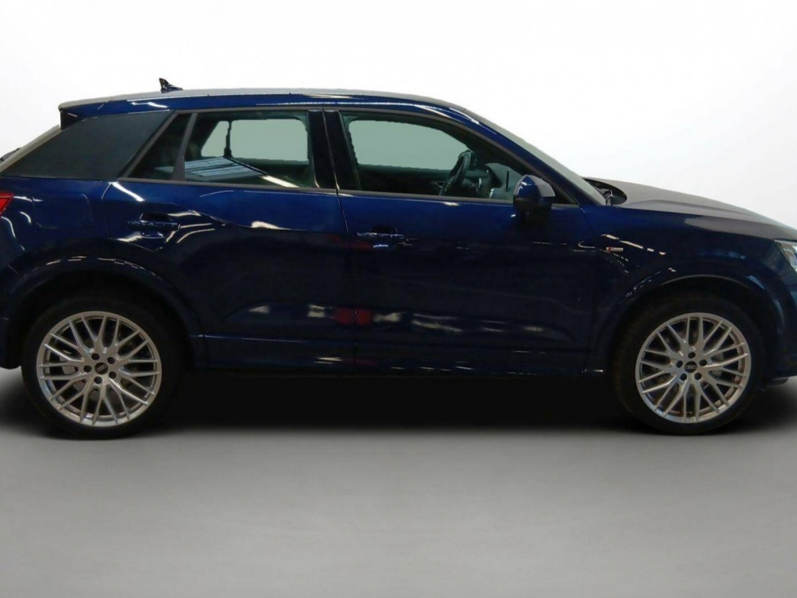 AUDI - Q2 - #187309 - 24