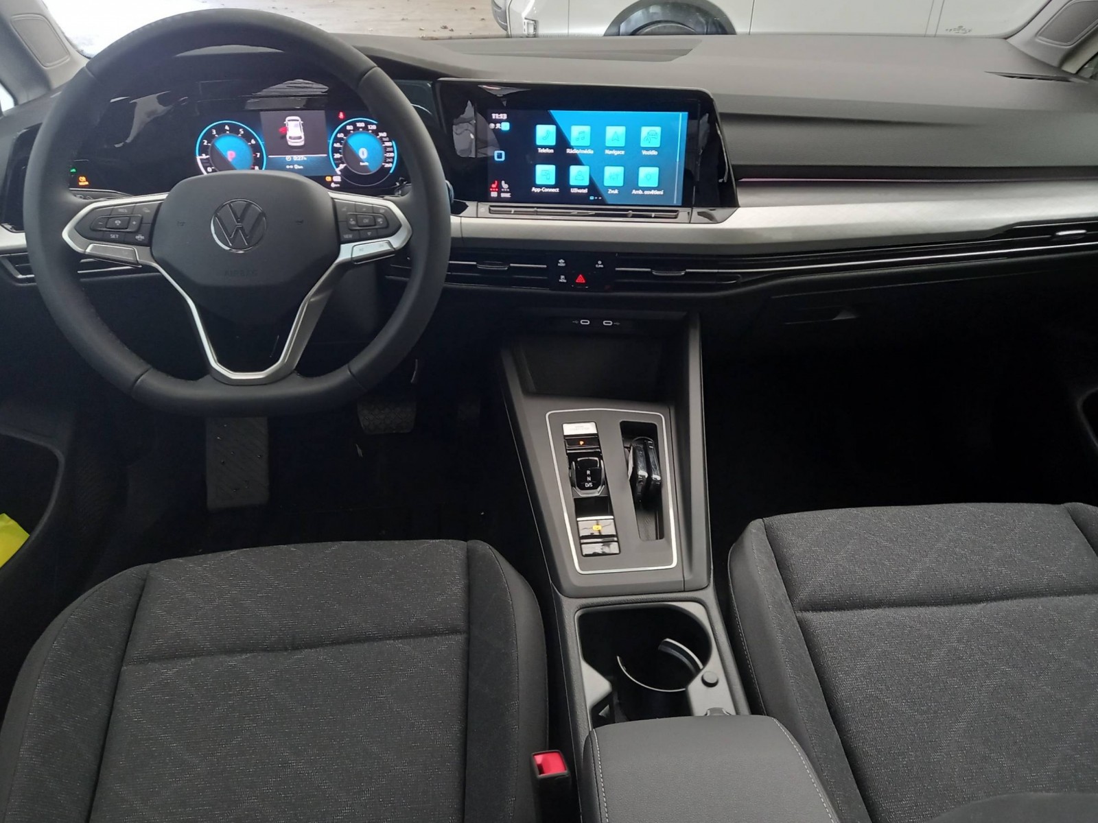 VOLKSWAGEN - GOLF - #186815 - 26