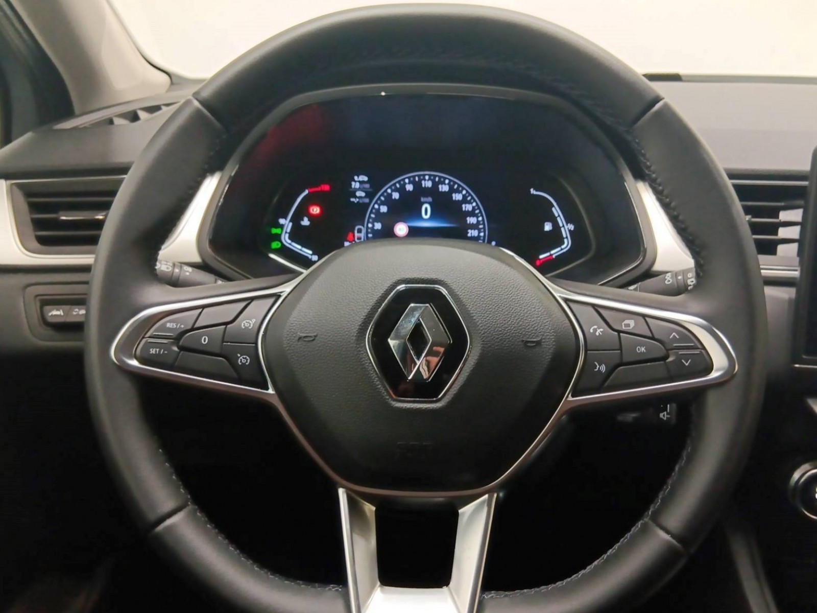 RENAULT - CAPTUR - #188105 - 10