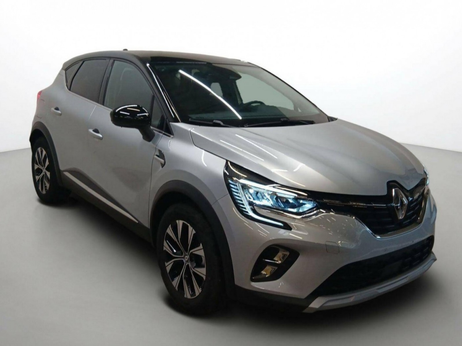 RENAULT - CAPTUR - #188100 - 19