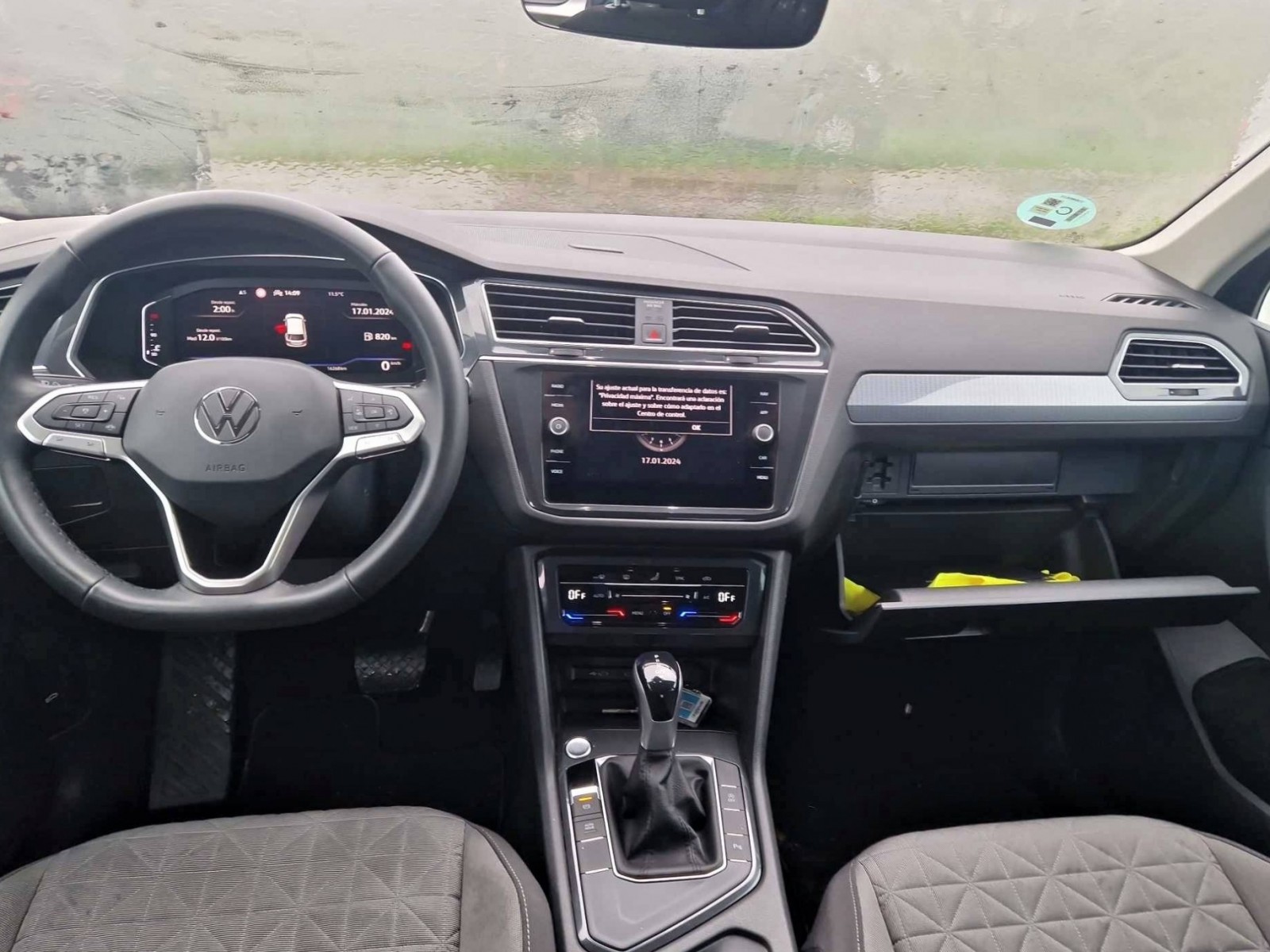 VOLKSWAGEN - TIGUAN - #188714 - 10