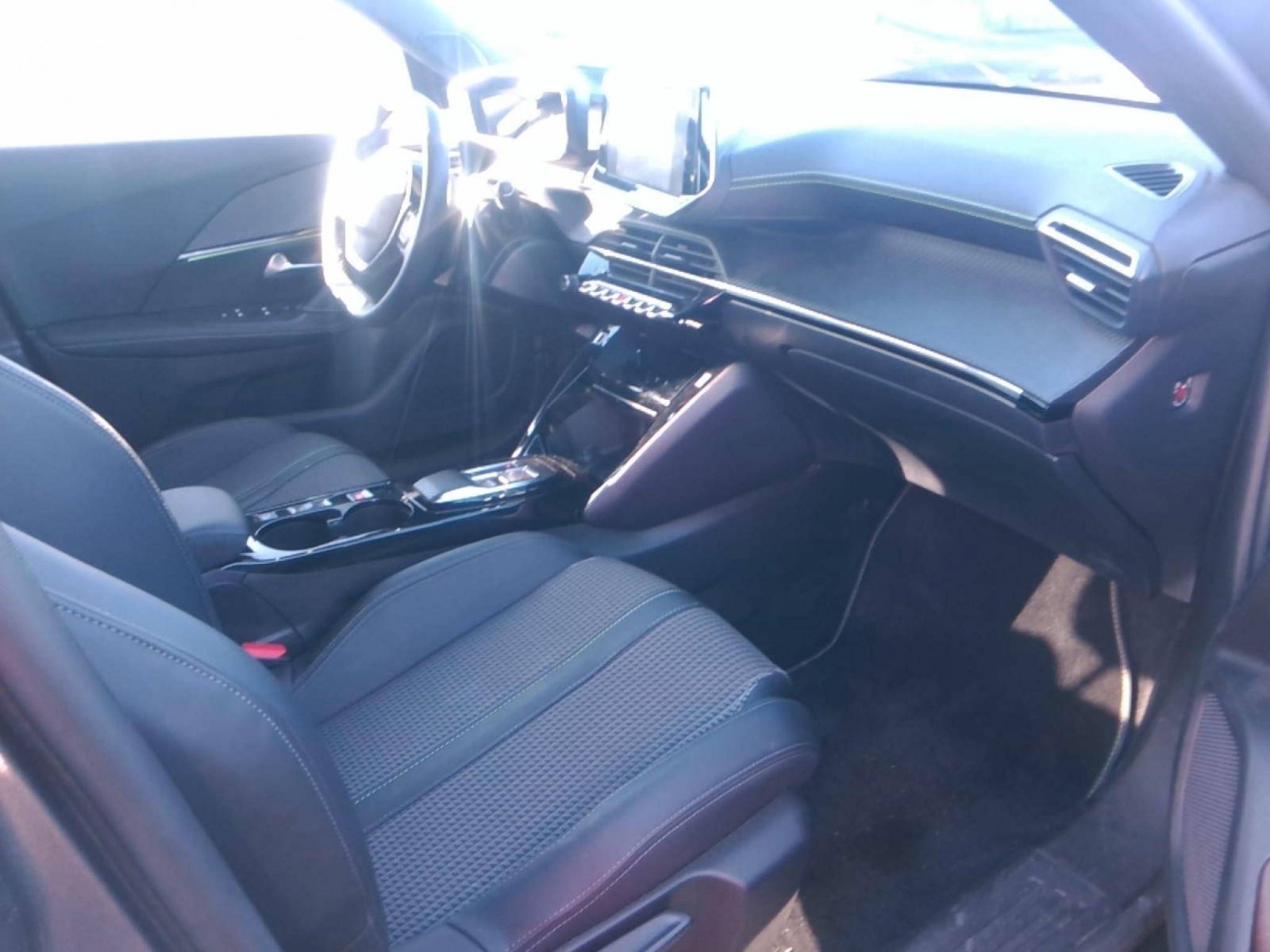 PEUGEOT - 2008 - #188841 - 1