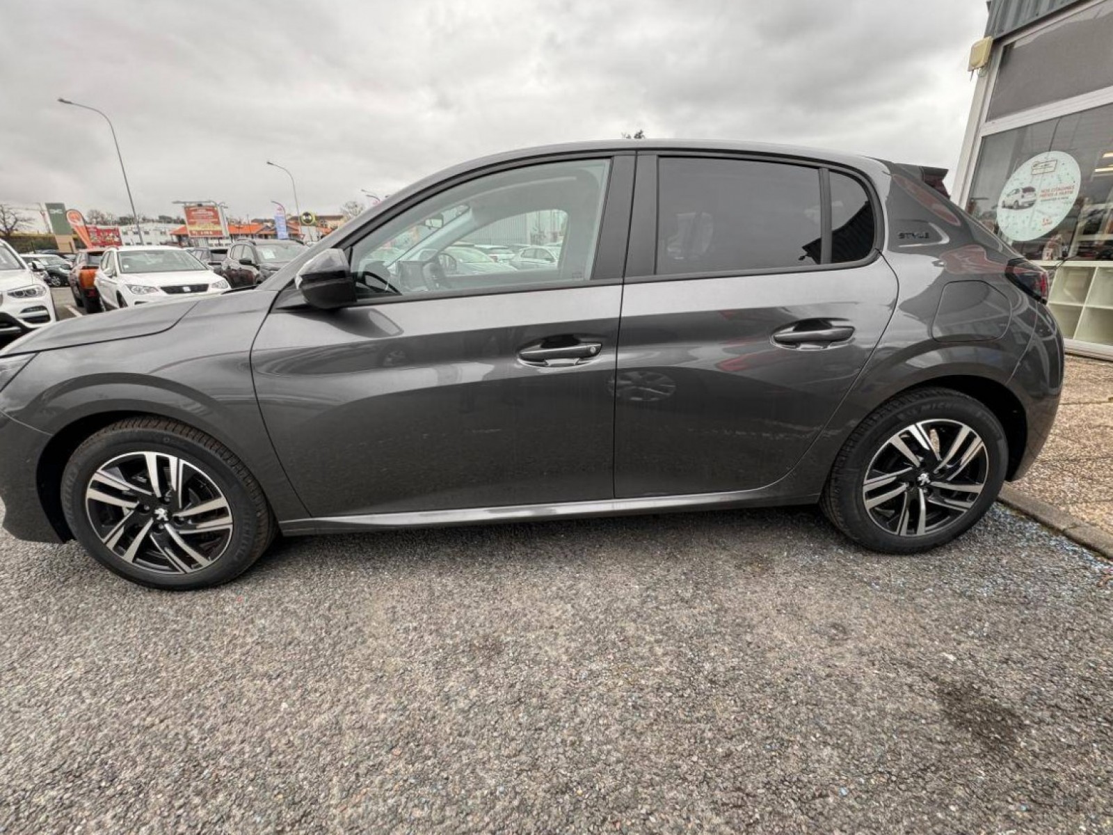 PEUGEOT - 208 - #185498 - 42