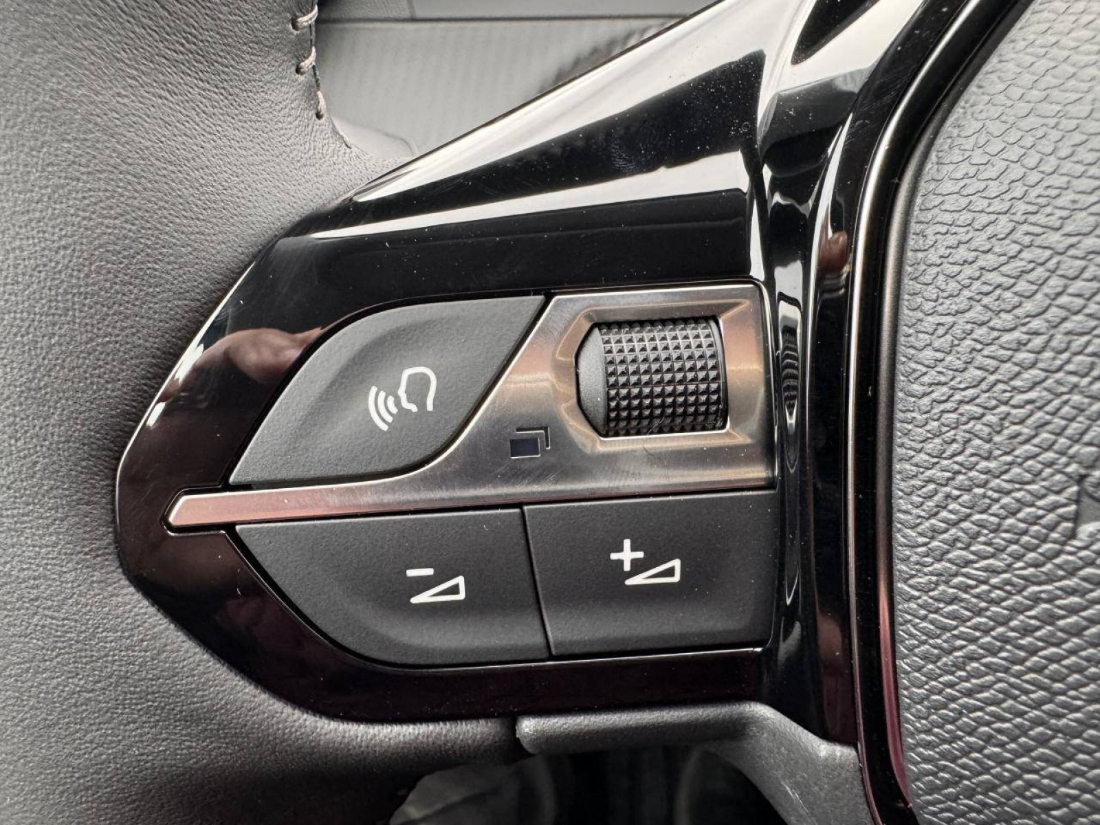 PEUGEOT - 208 - #185498 - 21