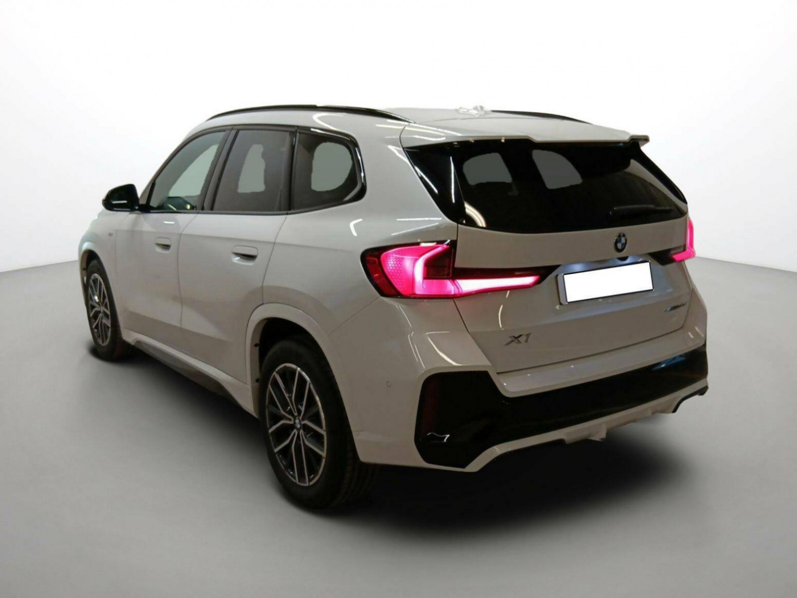 BMW - X1 U11 - #188630 - 19