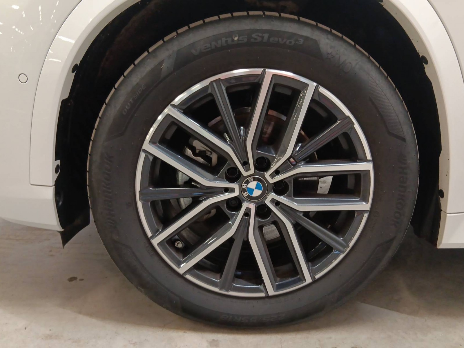 BMW - X1 U11 - #188630 - 6