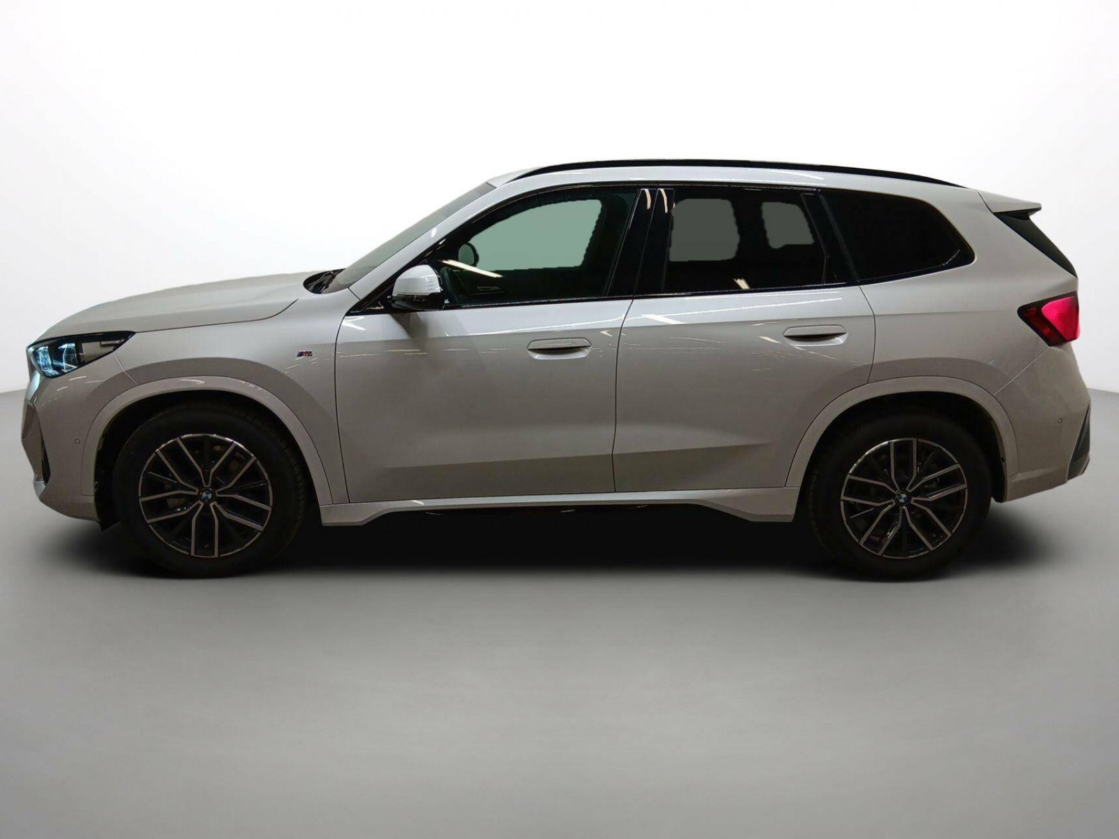 BMW - X1 U11 - #188630 - 16