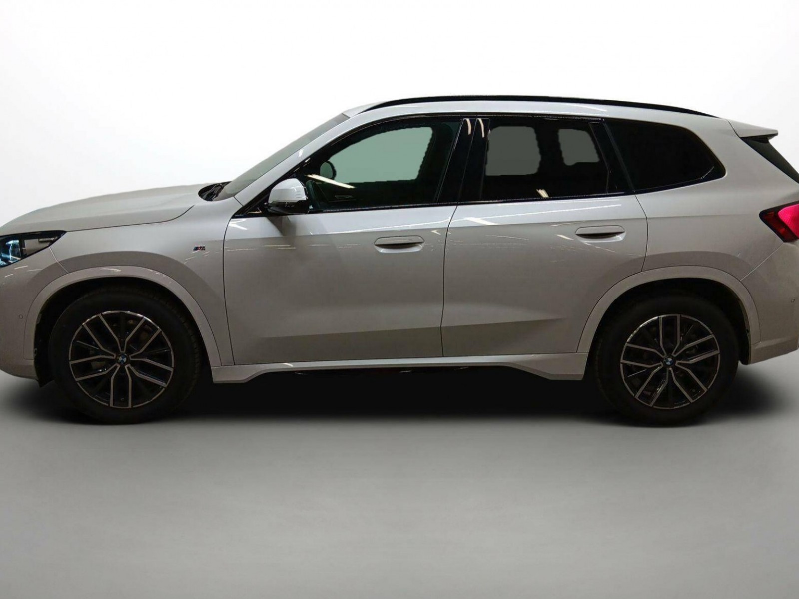 BMW - X1 U11 - #188630 - 33
