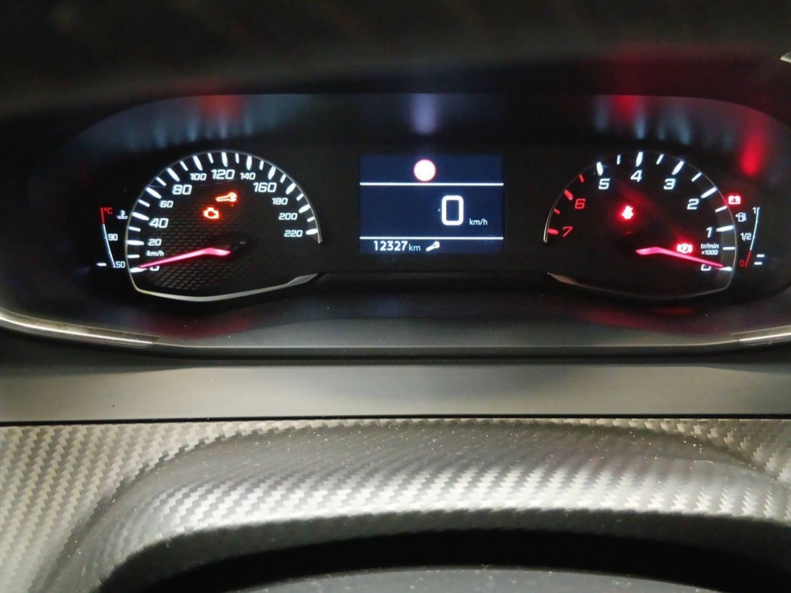 PEUGEOT - 2008 - #188334 - 29