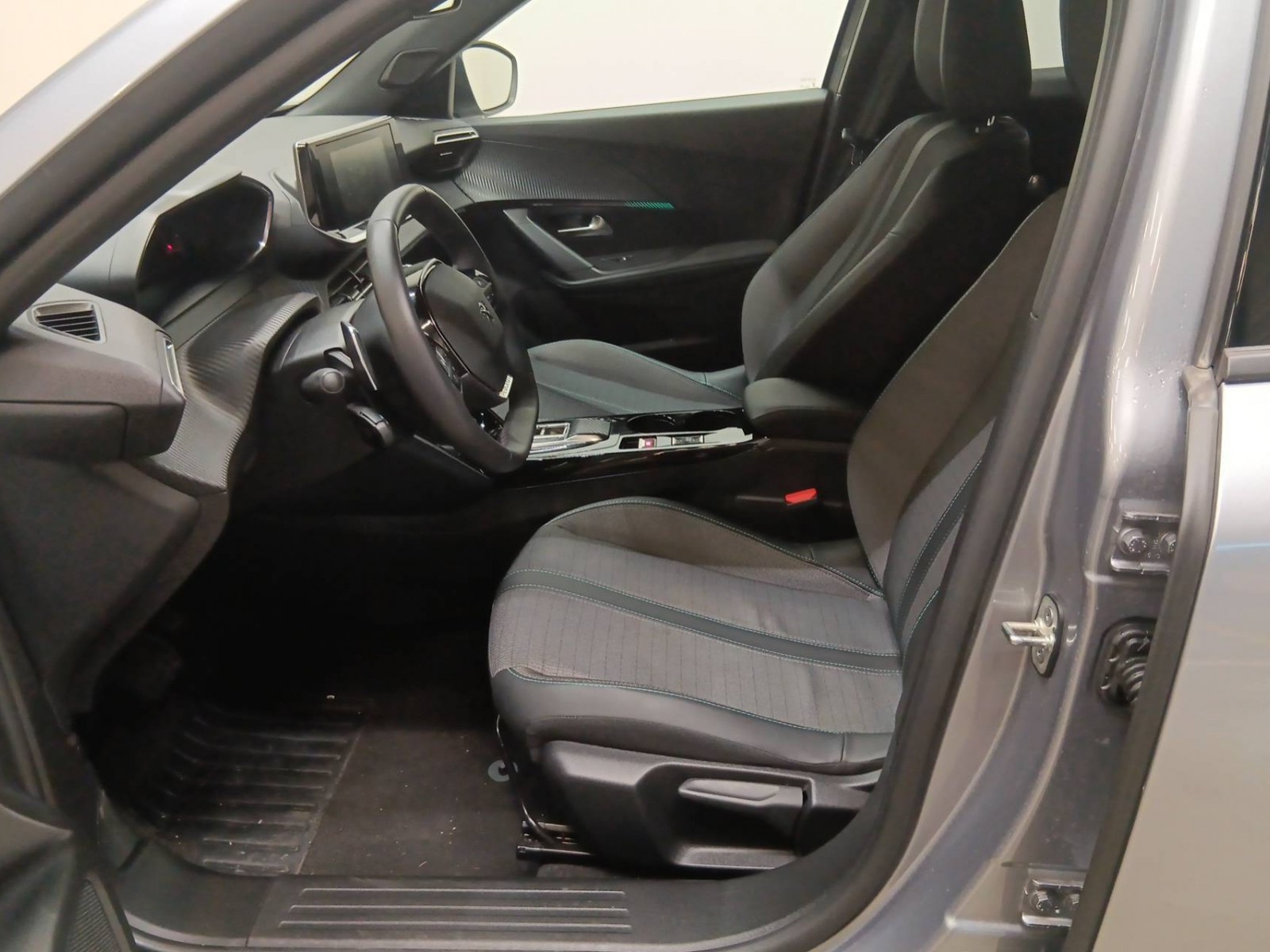 PEUGEOT - 2008 - #188339 - 7