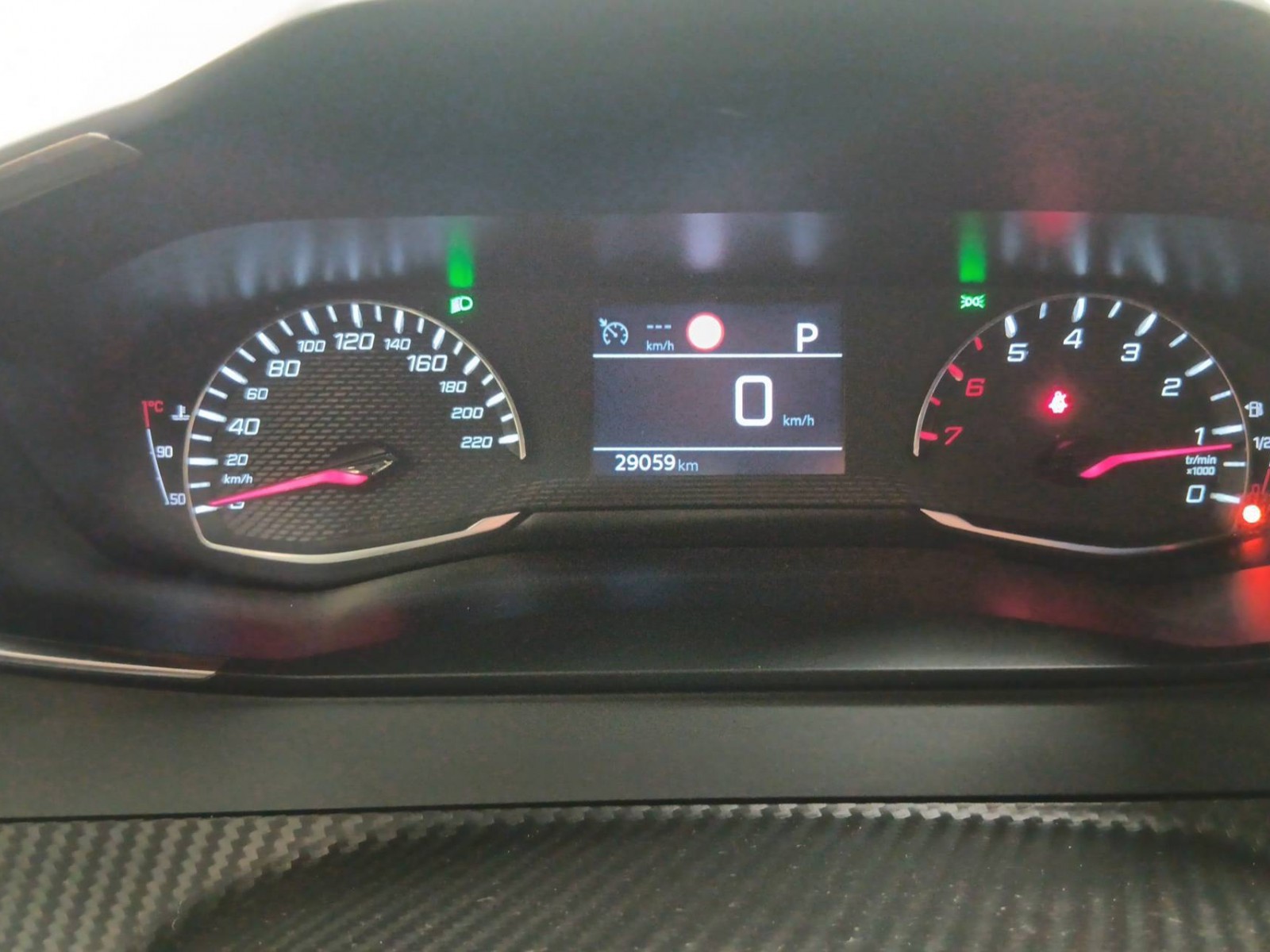PEUGEOT - 2008 - #188339 - 12