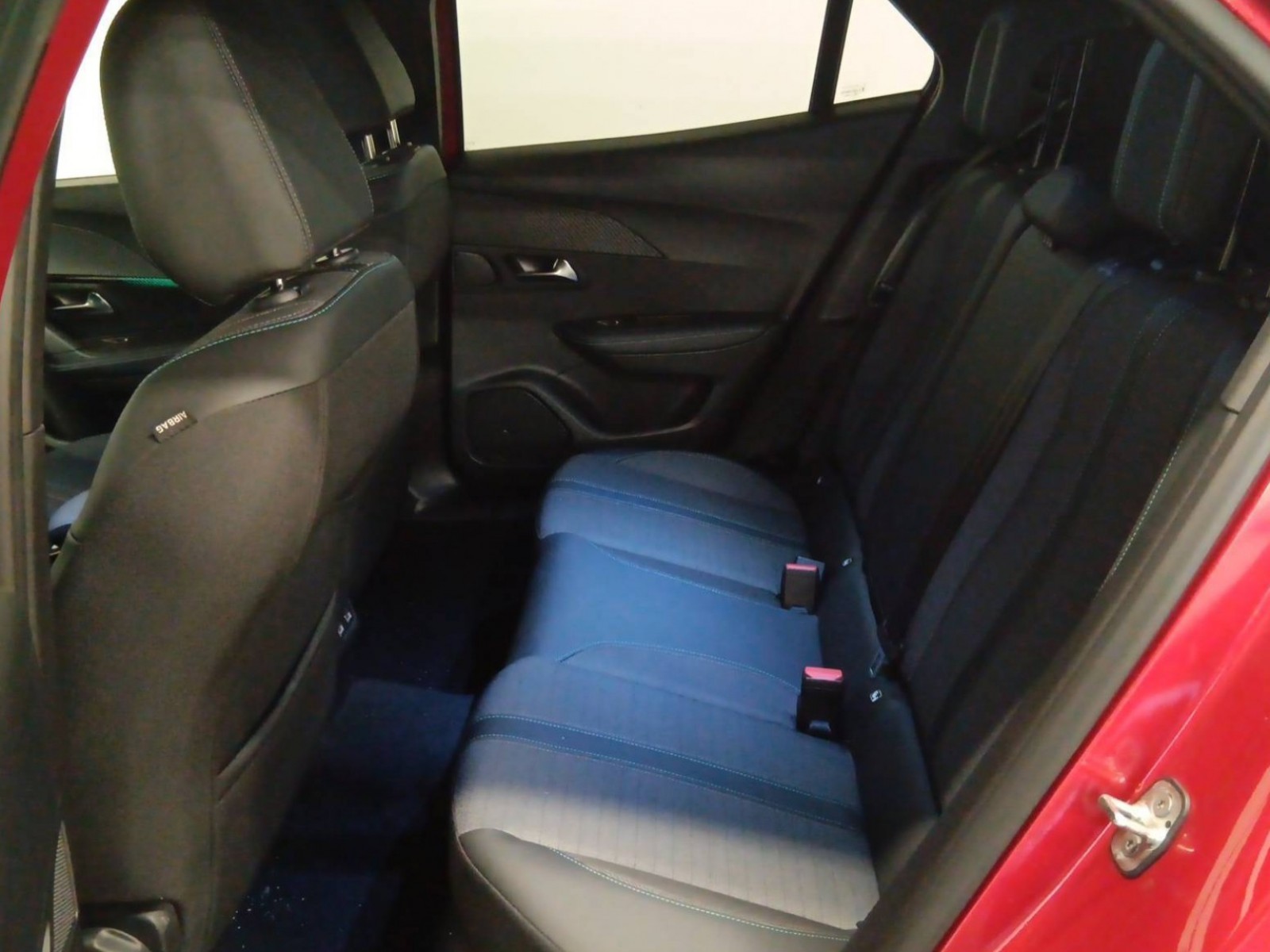 PEUGEOT - 2008 - #188341 - 8