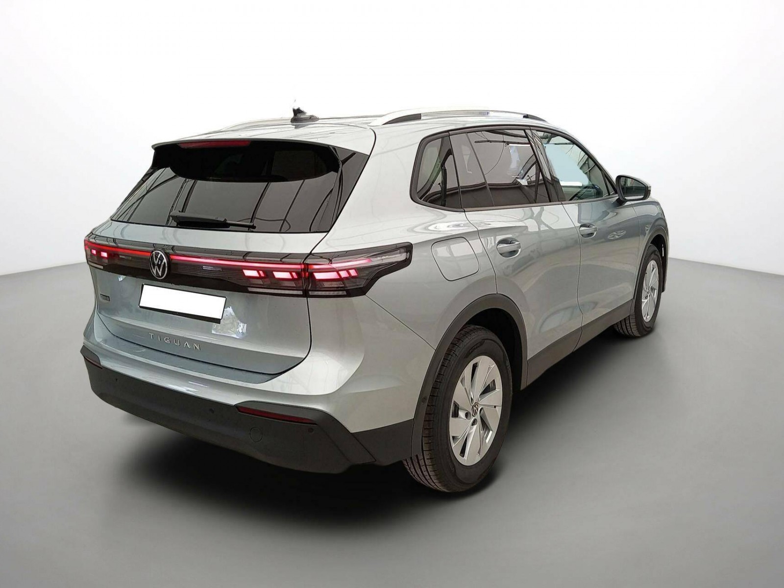 VOLKSWAGEN - TIGUAN - #255598 - 2