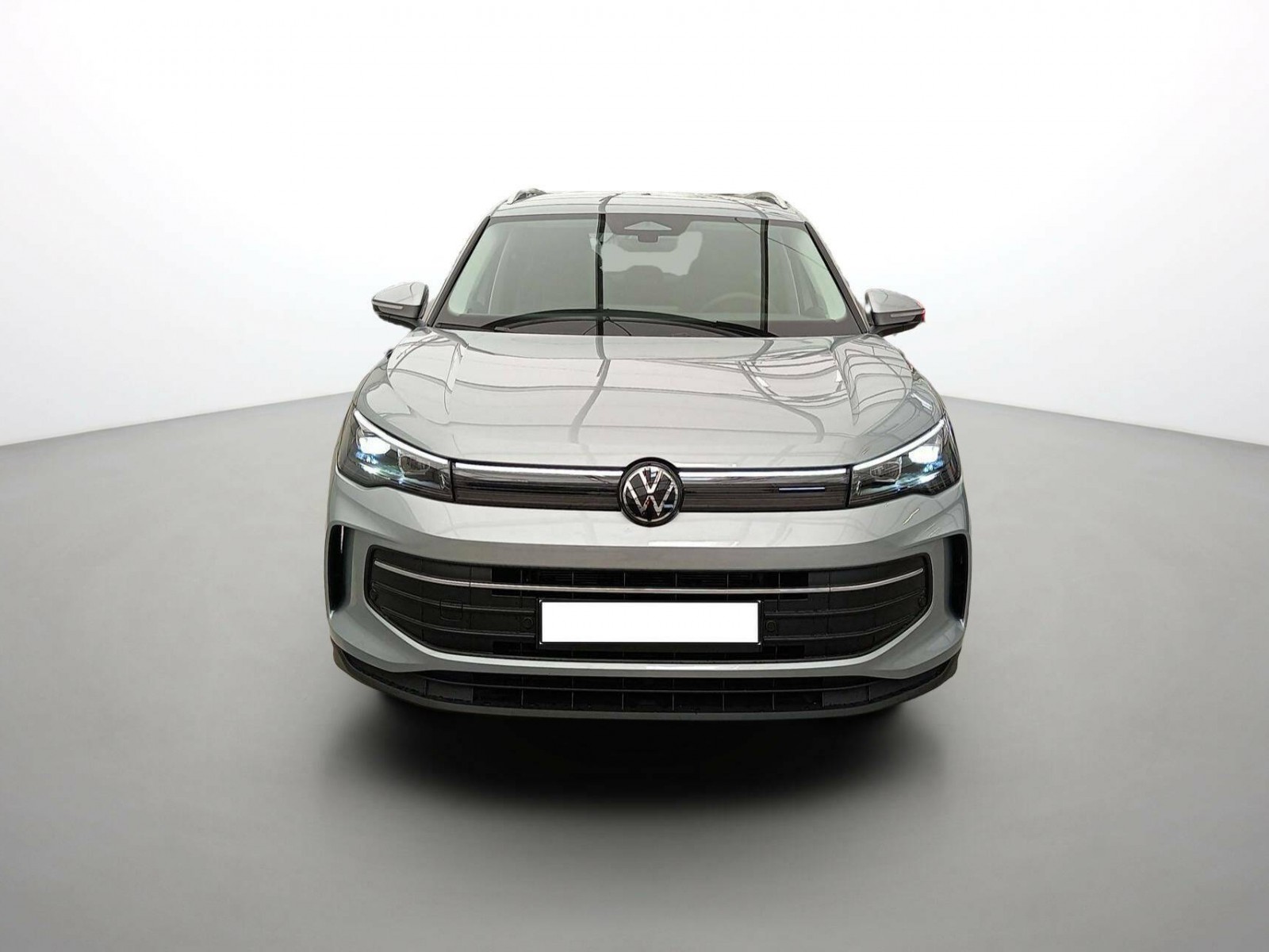 VOLKSWAGEN - TIGUAN - #255598 - 4