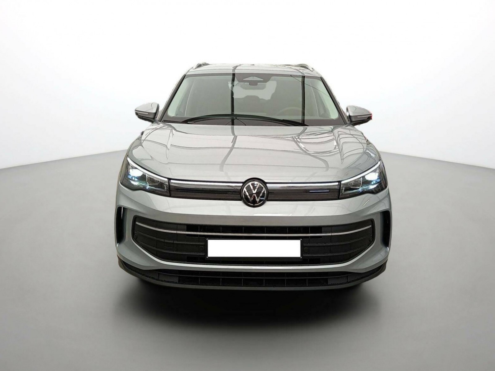 VOLKSWAGEN - TIGUAN - #255598 - 21