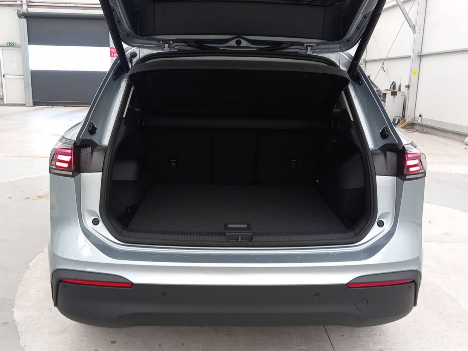 VOLKSWAGEN - TIGUAN - #255598 - 13
