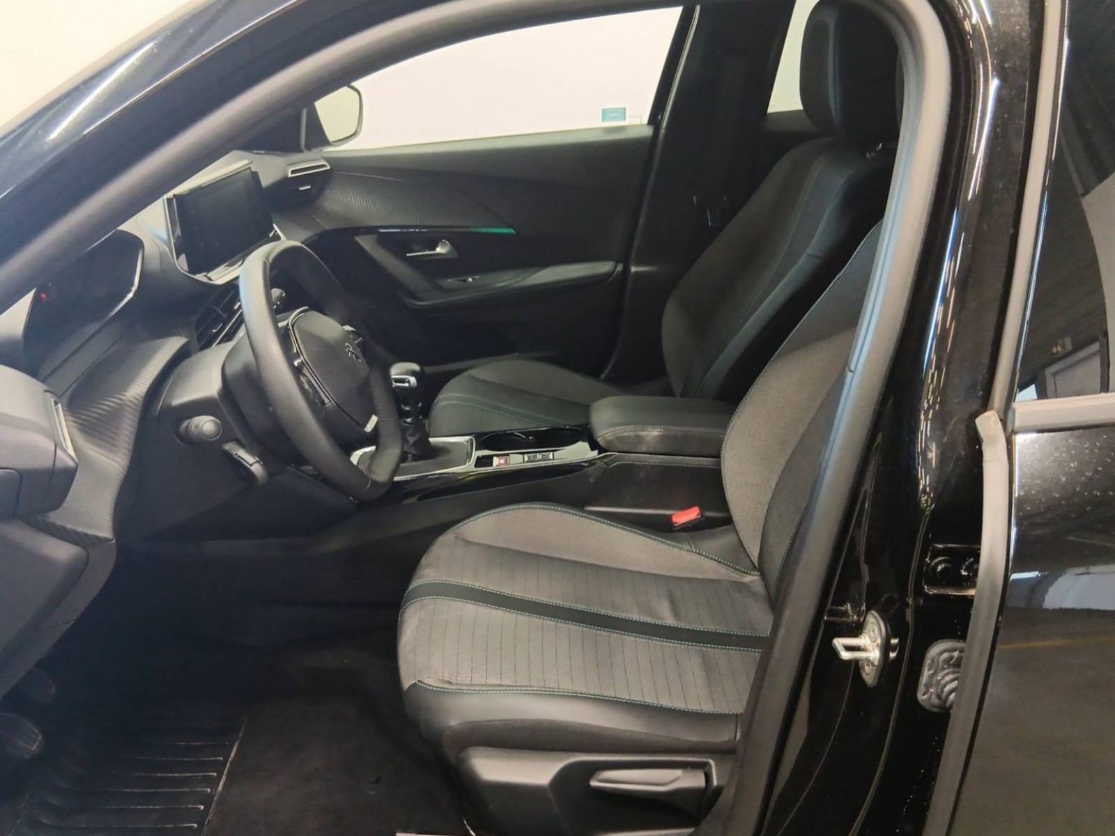 PEUGEOT - 2008 - #188334 - 24