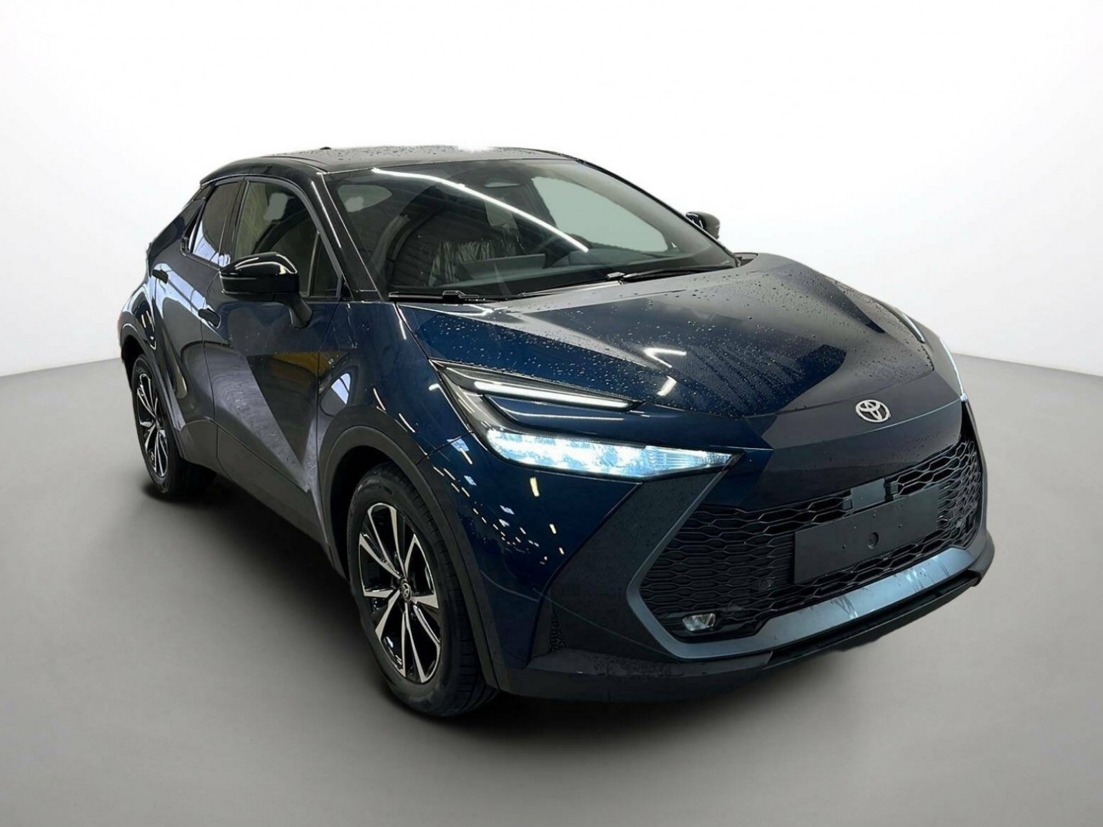 TOYOTA - C-HR - #200031 - 1