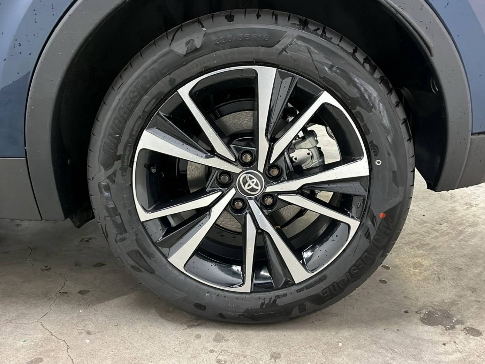 TOYOTA - C-HR - #200032 - 6