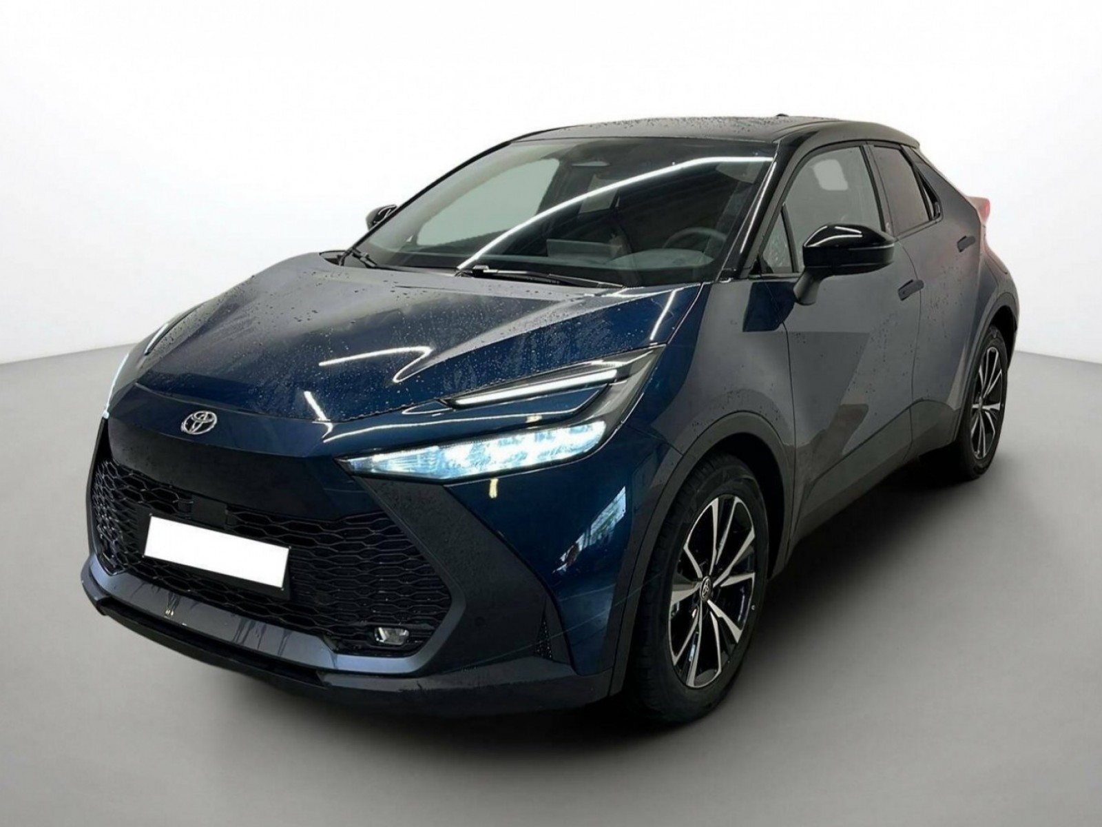 TOYOTA - C-HR - #200031 - 17