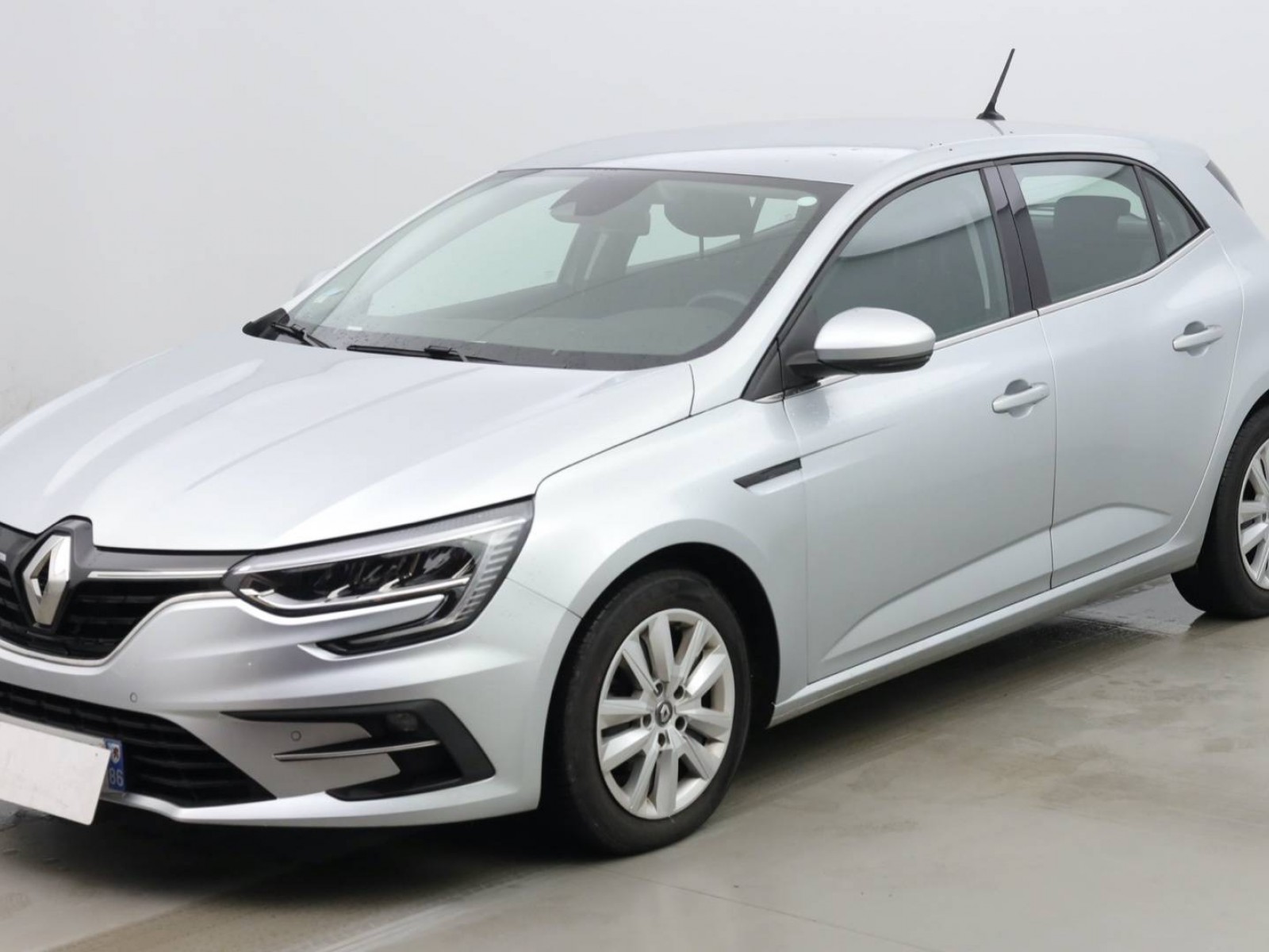 RENAULT - MEGANE IV BERLINE - #189261 - 0