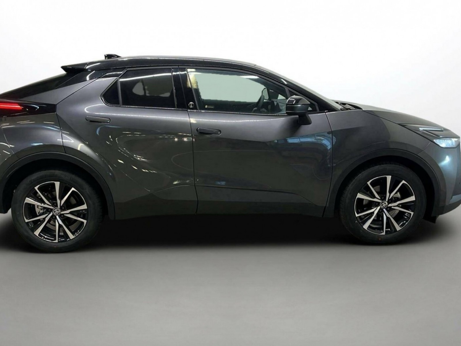 TOYOTA - C-HR - #196595 - 32