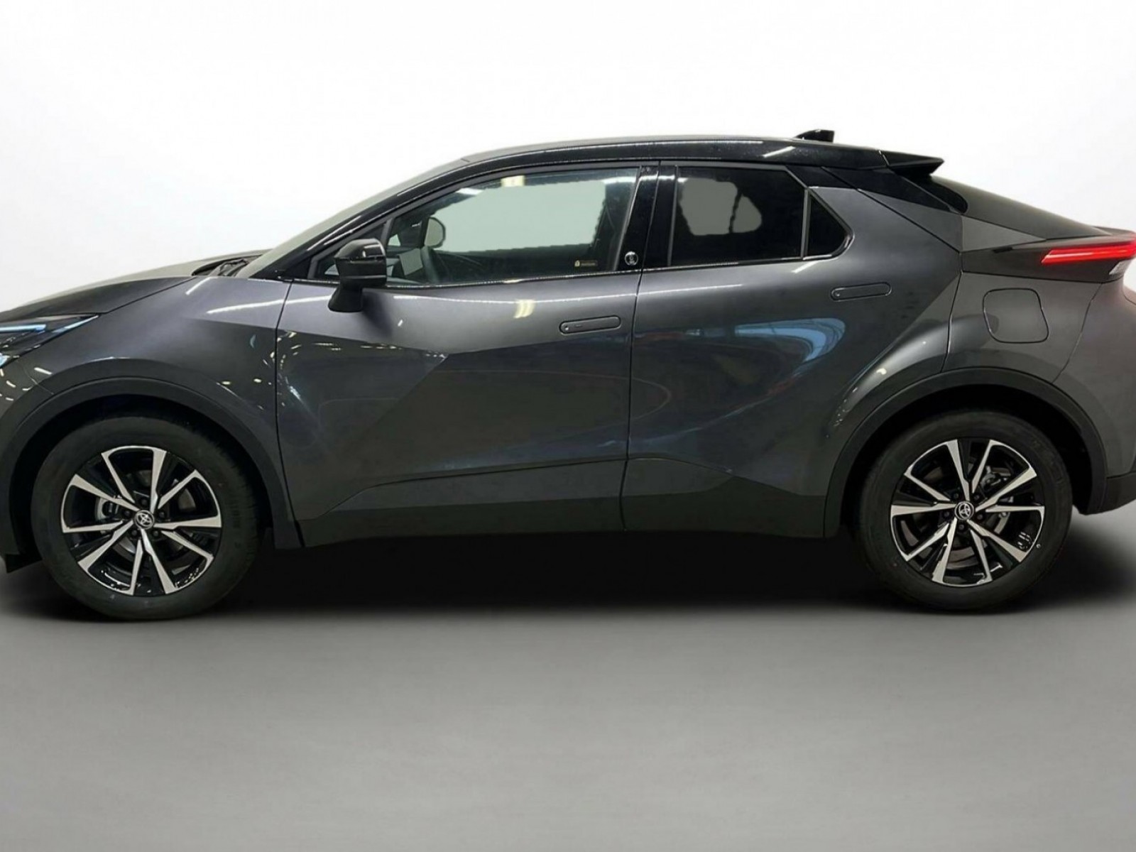 TOYOTA - C-HR - #196595 - 33