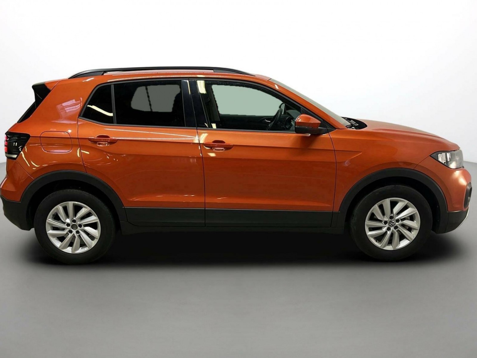 VOLKSWAGEN - T-CROSS - #275970 - 32