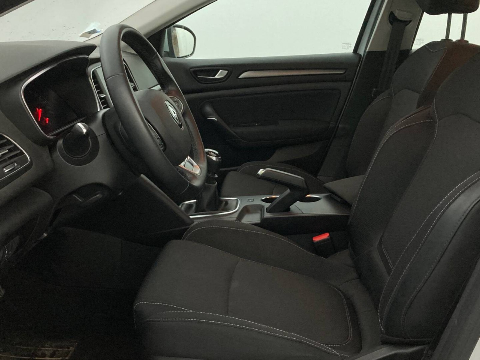RENAULT - MEGANE IV BERLINE - #189261 - 9