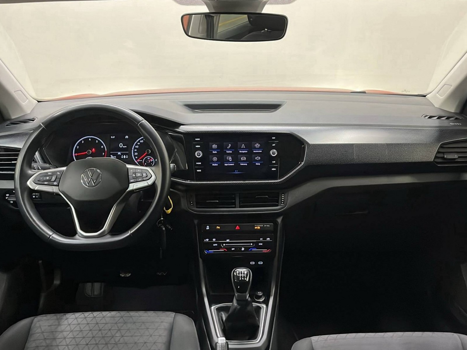 VOLKSWAGEN - T-CROSS - #275970 - 31