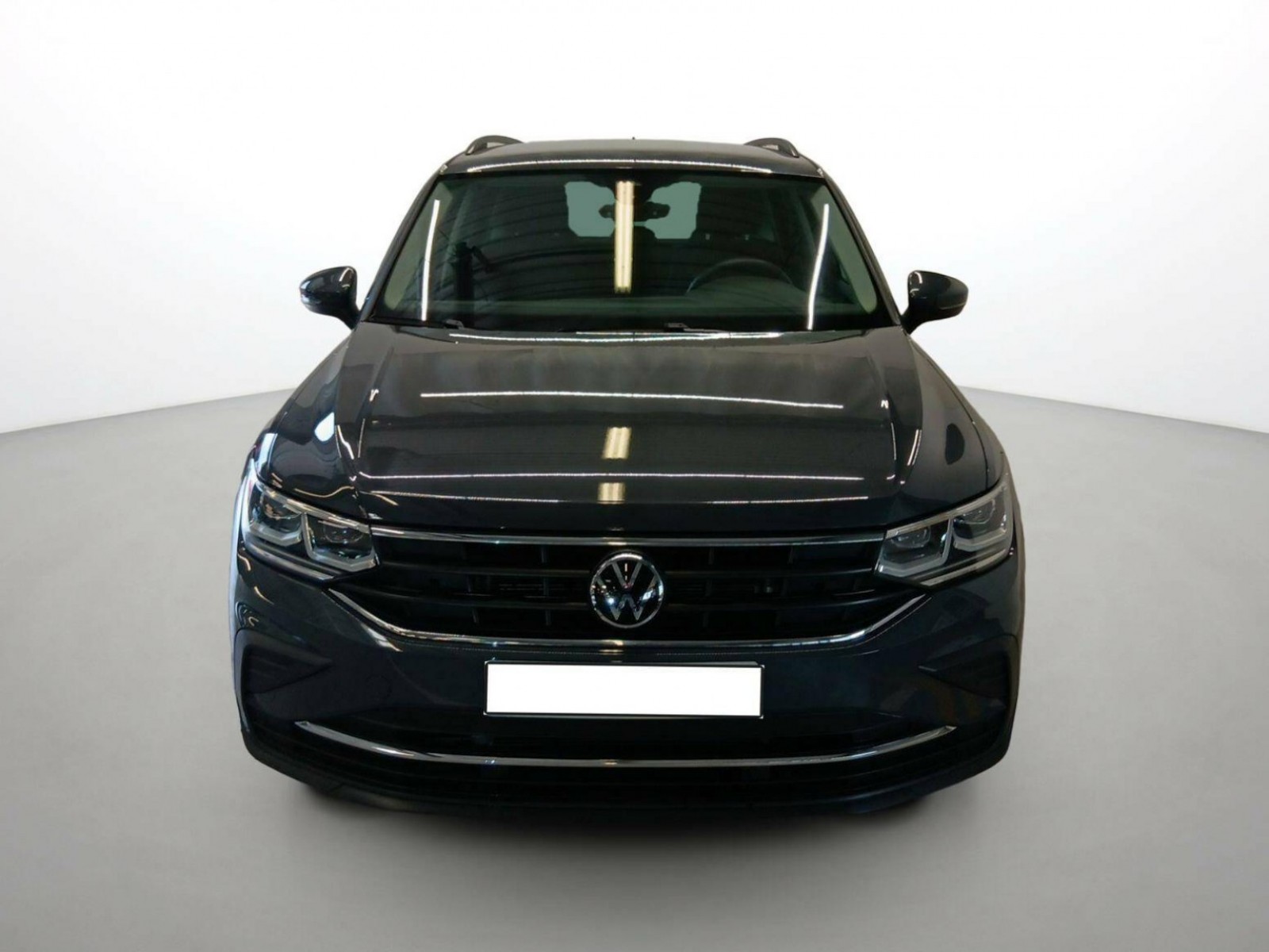 VOLKSWAGEN - TIGUAN - #188716 - 21