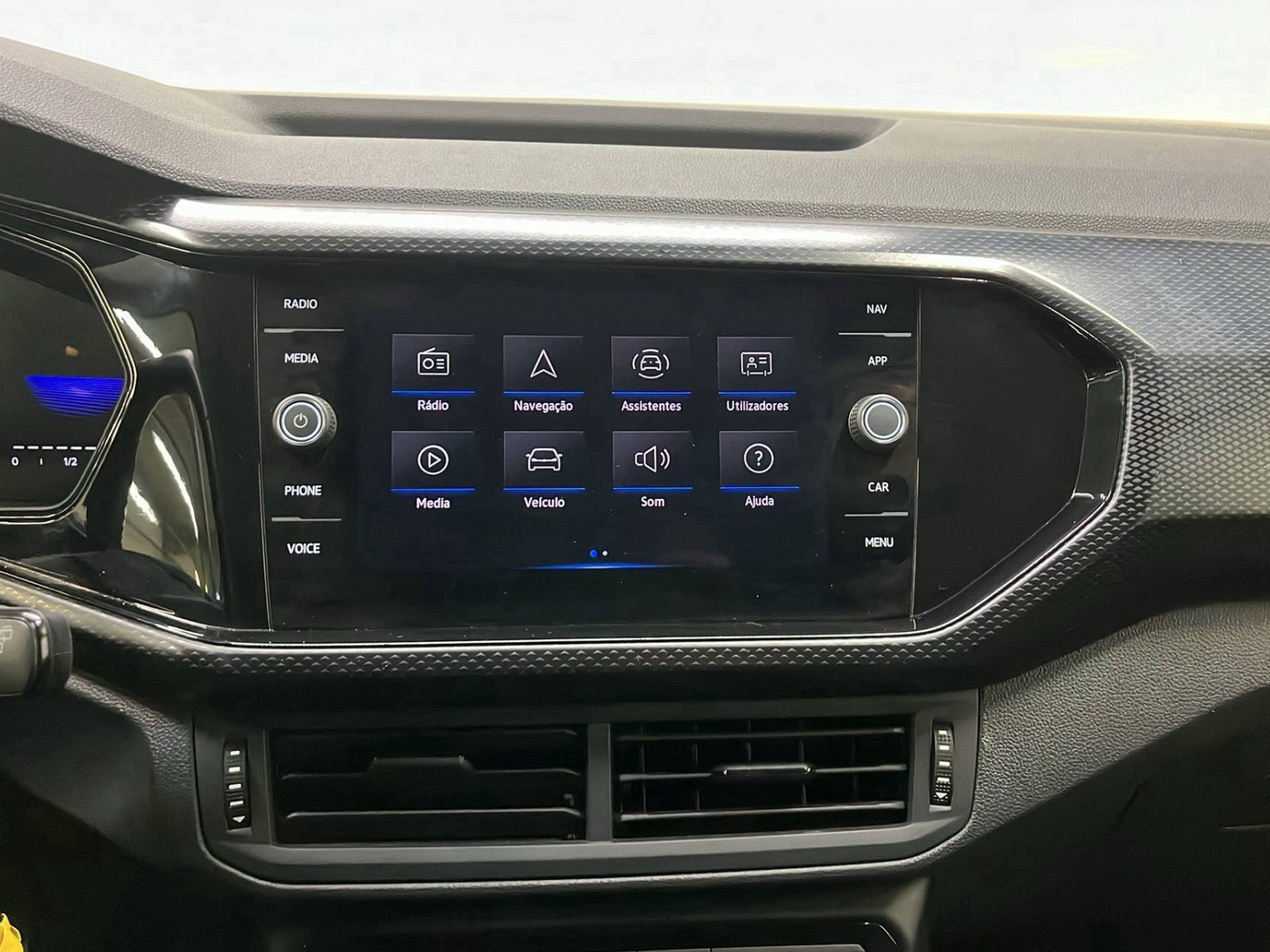 VOLKSWAGEN - T-CROSS - #275976 - 11