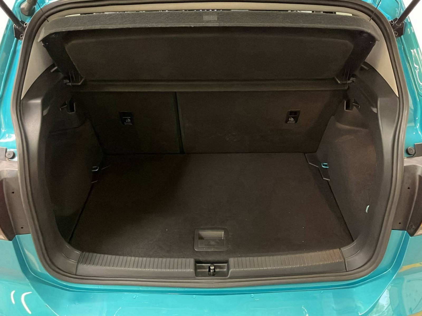 VOLKSWAGEN - T-CROSS - #275976 - 13