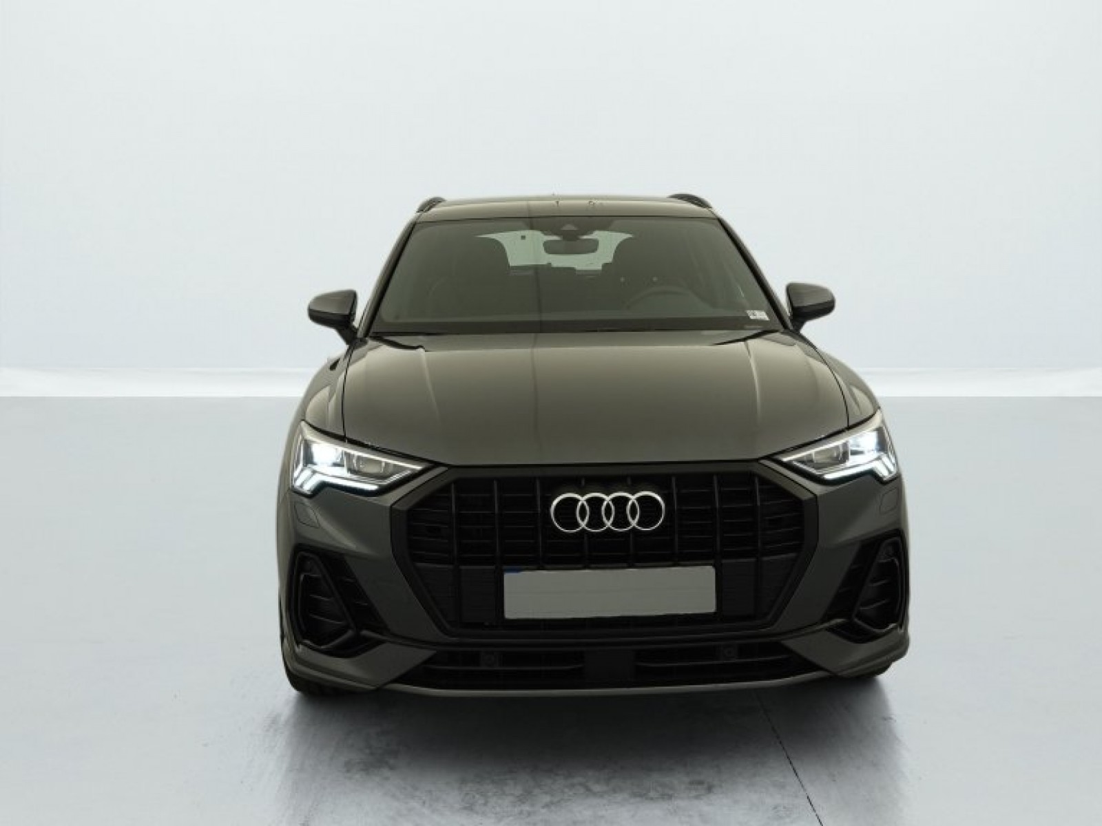 AUDI - Q3 - #301595 - 1