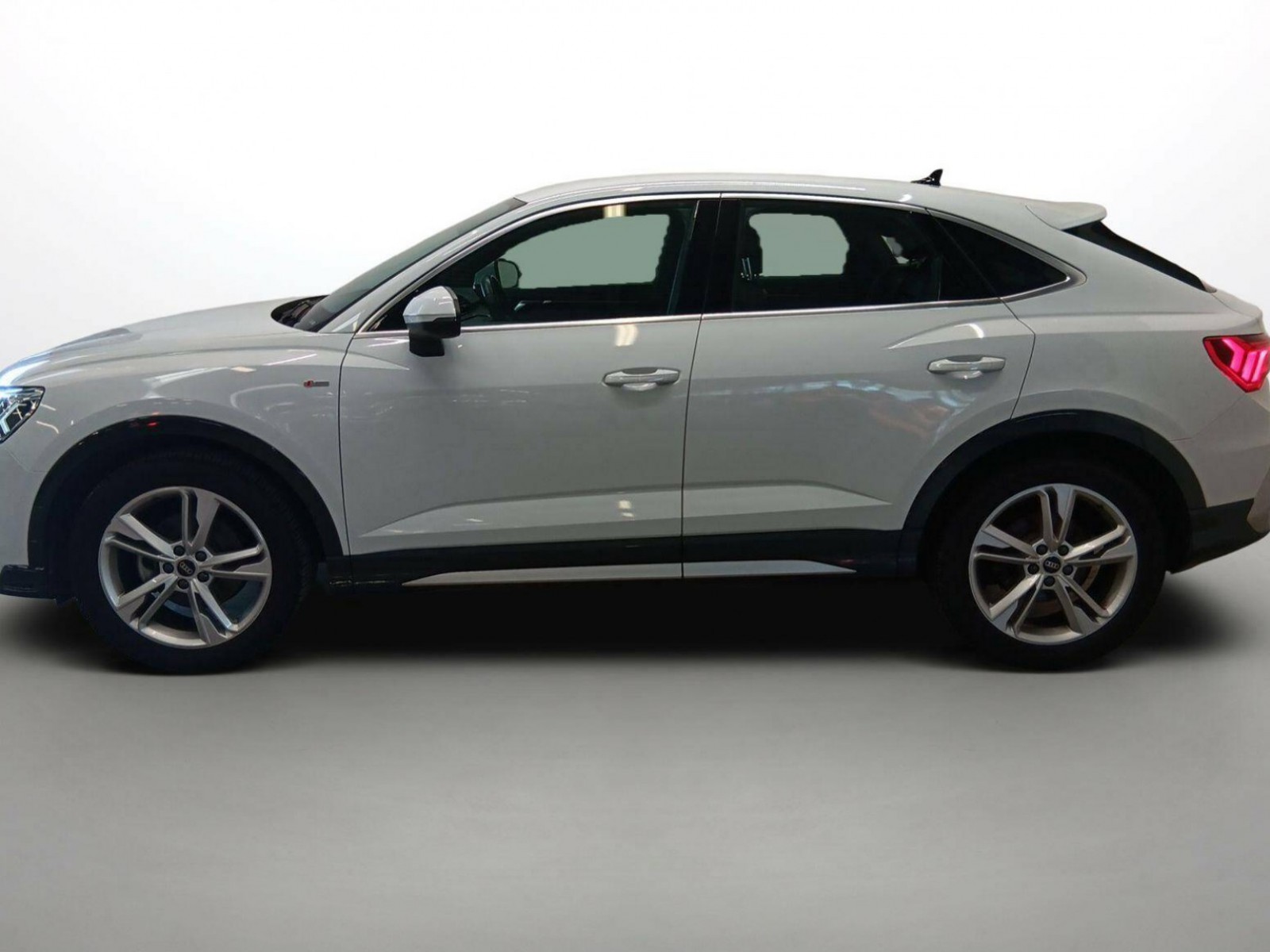 AUDI - Q3 SPORTBACK - #189044 - 14