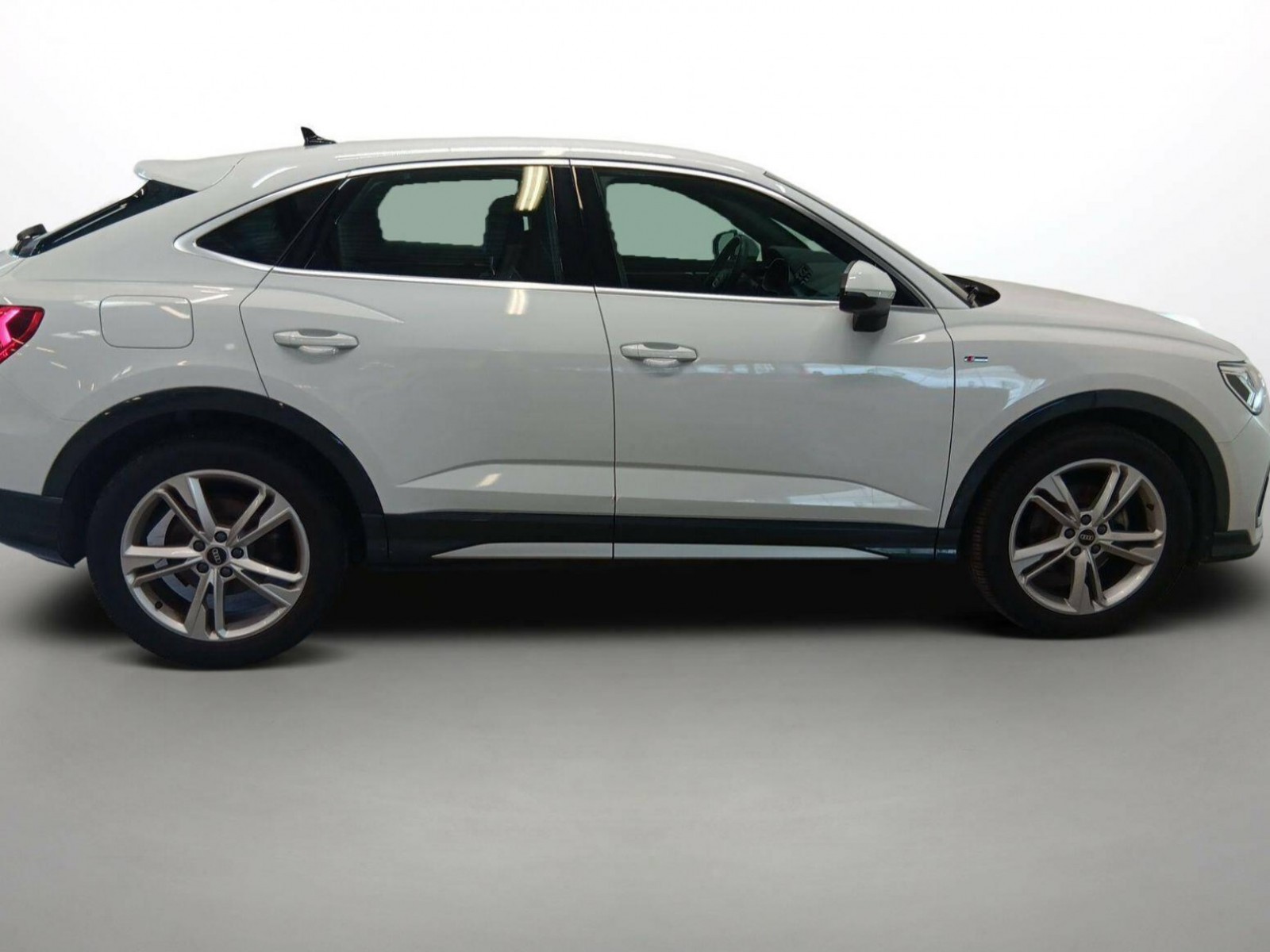 AUDI - Q3 SPORTBACK - #189044 - 15